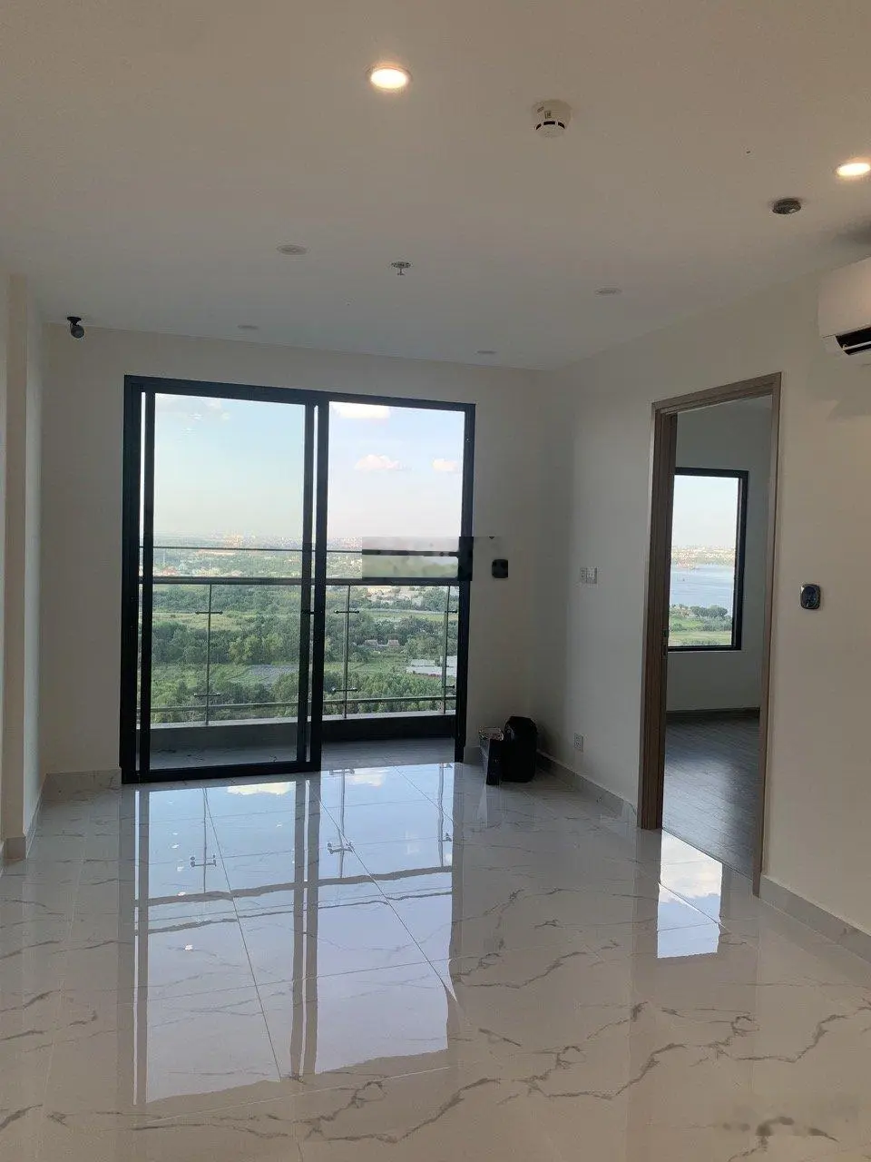{Cần thu hồi vốn} THE BEVERLY SOLARI 2pn2wc view sông (gốc 3,6xtỷ) bán : 3,2tỷ bao hết nhà mới 100%