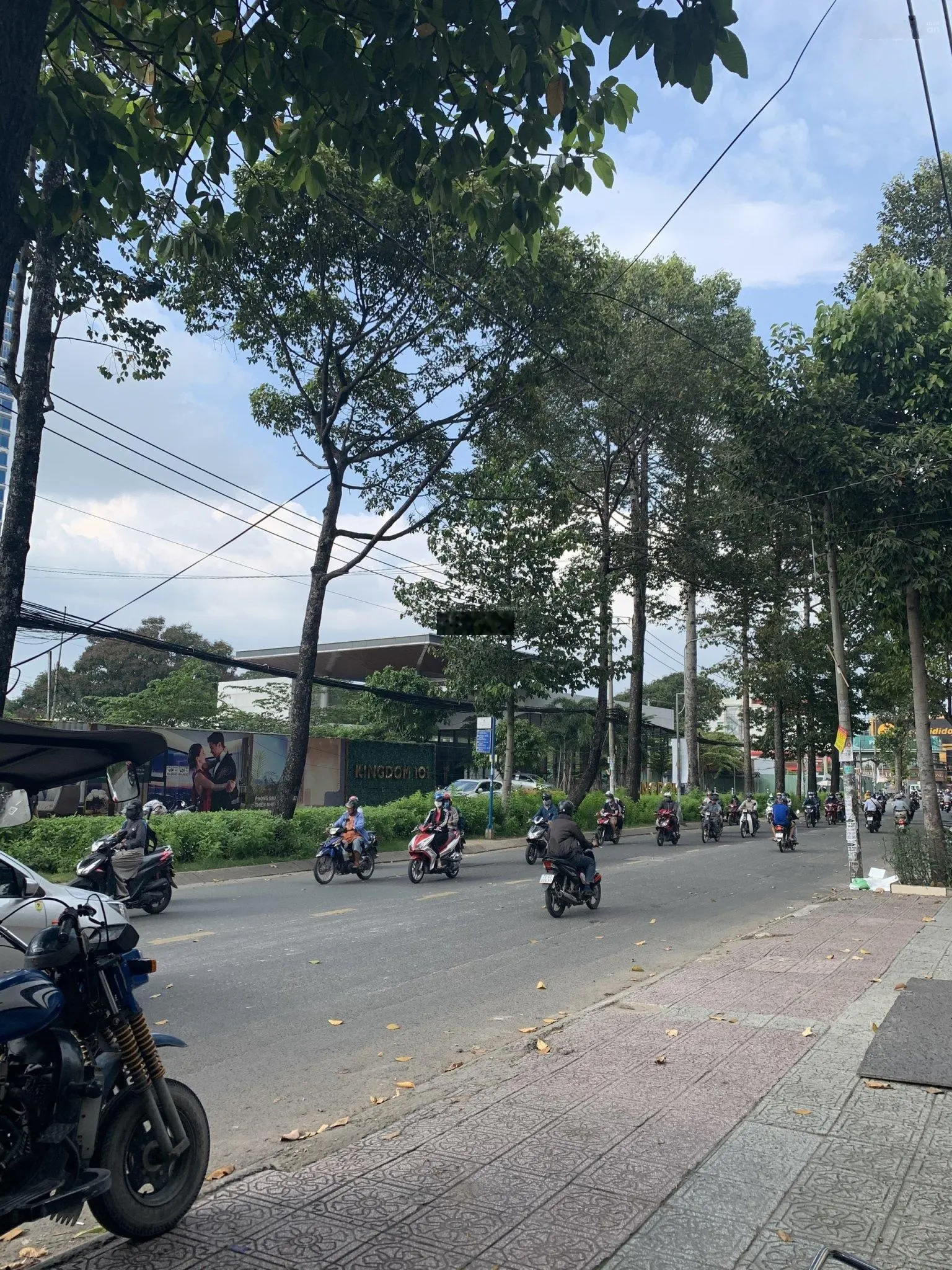 Bán tòa nhà 165m2 đất - mặt tiền Tô Hiến Thành (đối diện Kingdom), Quận 10