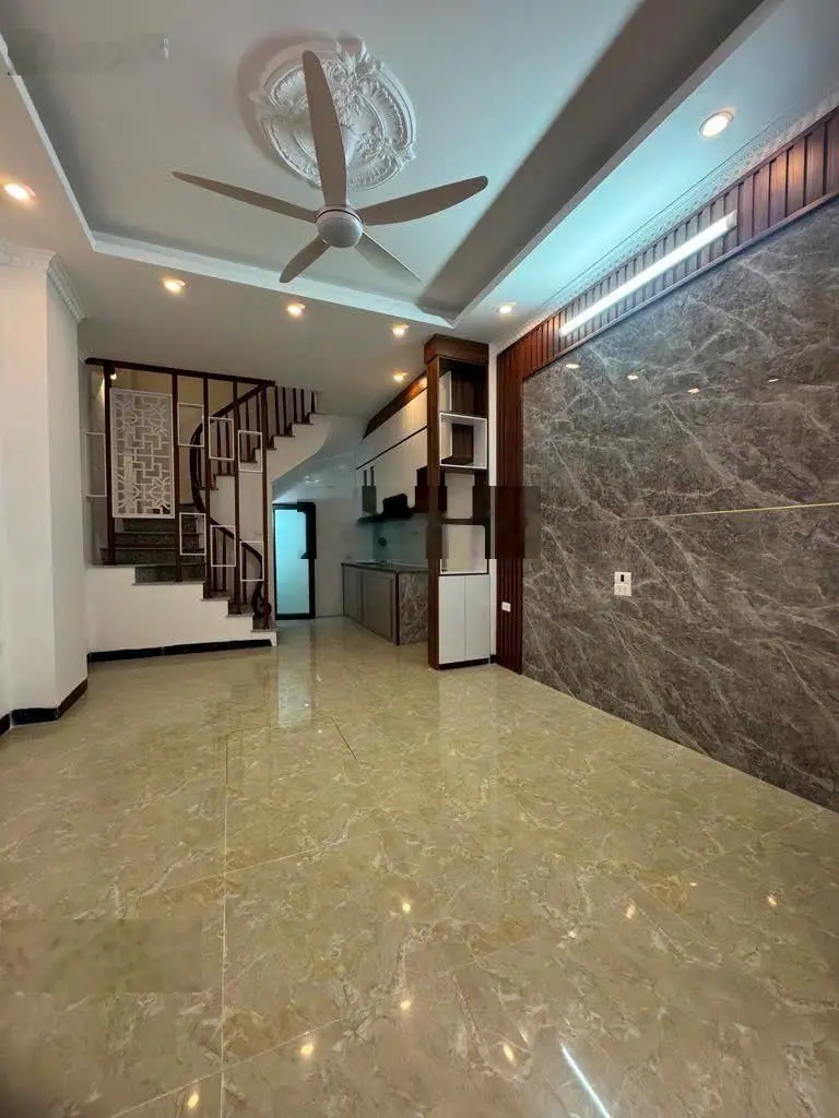 Bán nhà phúc lợi cạnh cc ecohome 34m2 x 5 t ngõ 2,5m giá nhỉnh 4 tỷ hàng xóm vinhomes riverside