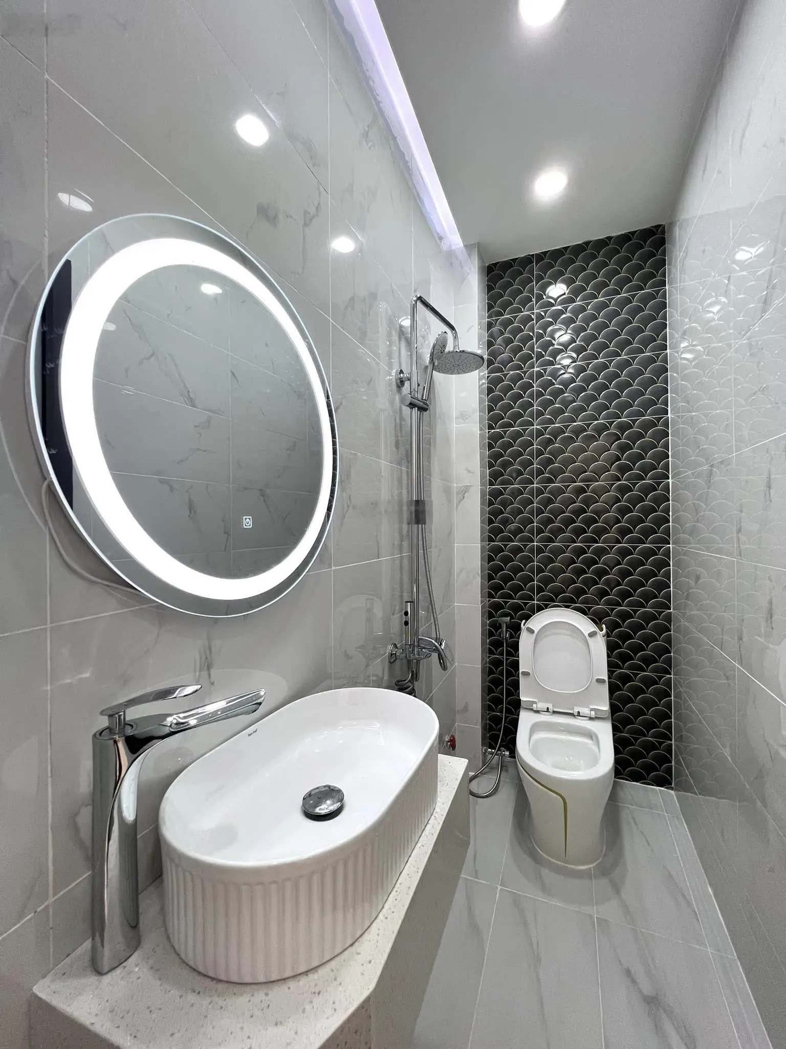 Nhà mới xây ngay MT Lê Văn Quới, tặng gói nội thất 100 triệu, sổ riêng, ngân hàng cho vay 70%