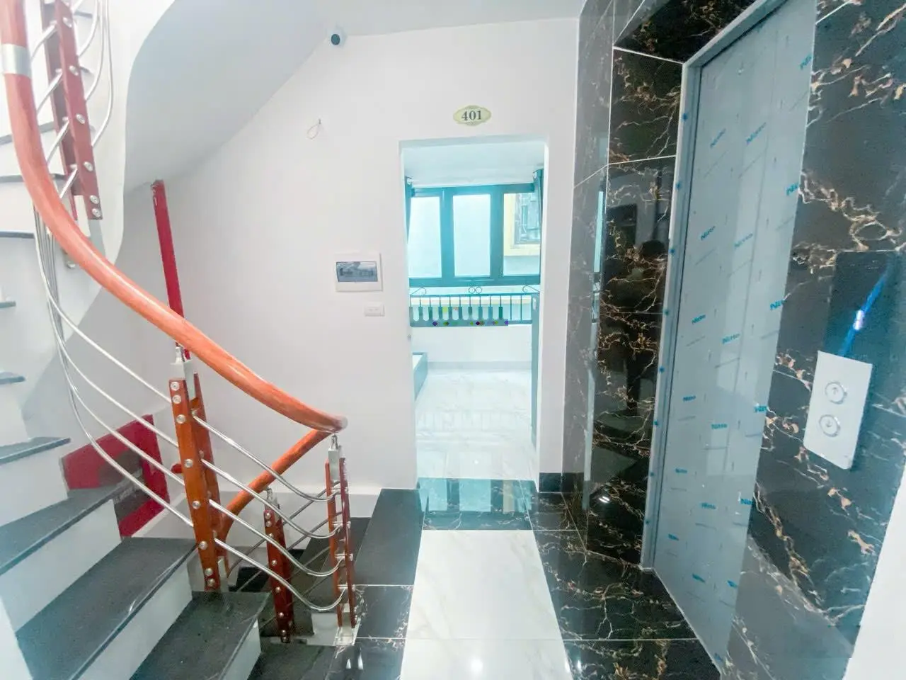 CẦN BÁN NHANH CHDV ĐÌNH THÔN_9 TẦNG THANG MÁY_28 PKK CHO THUÊ_DÒNG TIỀN ỔN ĐỊNH_PCCC TIÊU CHUẨN