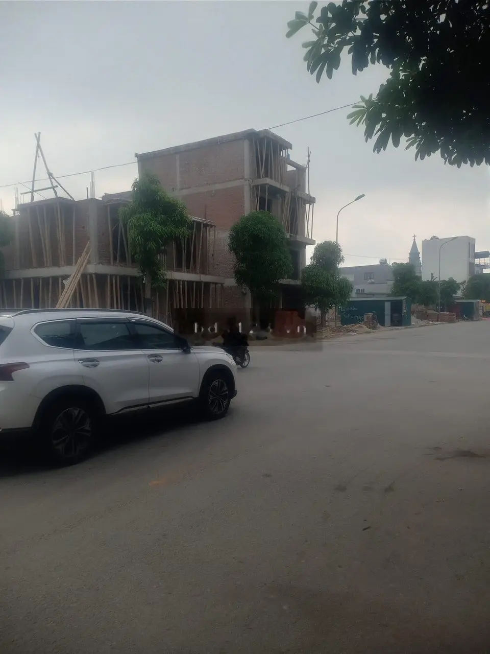 BÁN LÔ ĐẤT HÀNG CAU NGAY TRUNG TÂM TPTH GIÁ TỐT