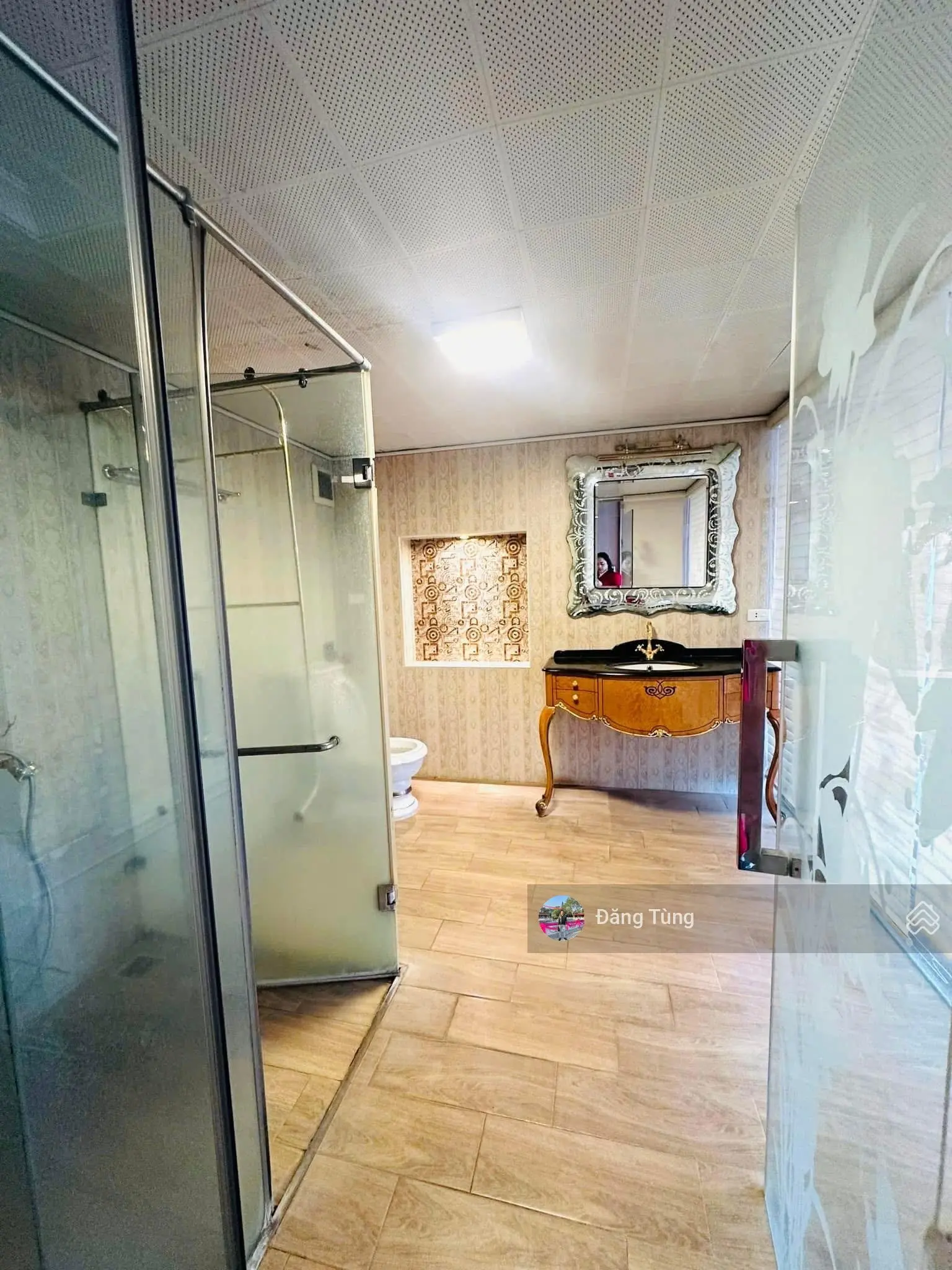 Siêu Hiếm Mặt Phố Linh Lang Ba Đình Kinh Doanh Sầm Uốt , Lô Góc Ba Thoáng Cần Bán Gâp :110m*7 Tầng
