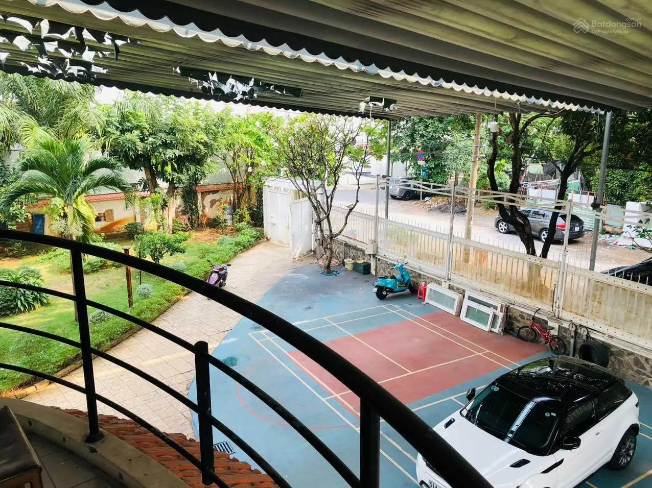 Bán biệt thự HBSV 1736.8m2 hướng Đông Nam 0909 924 ***