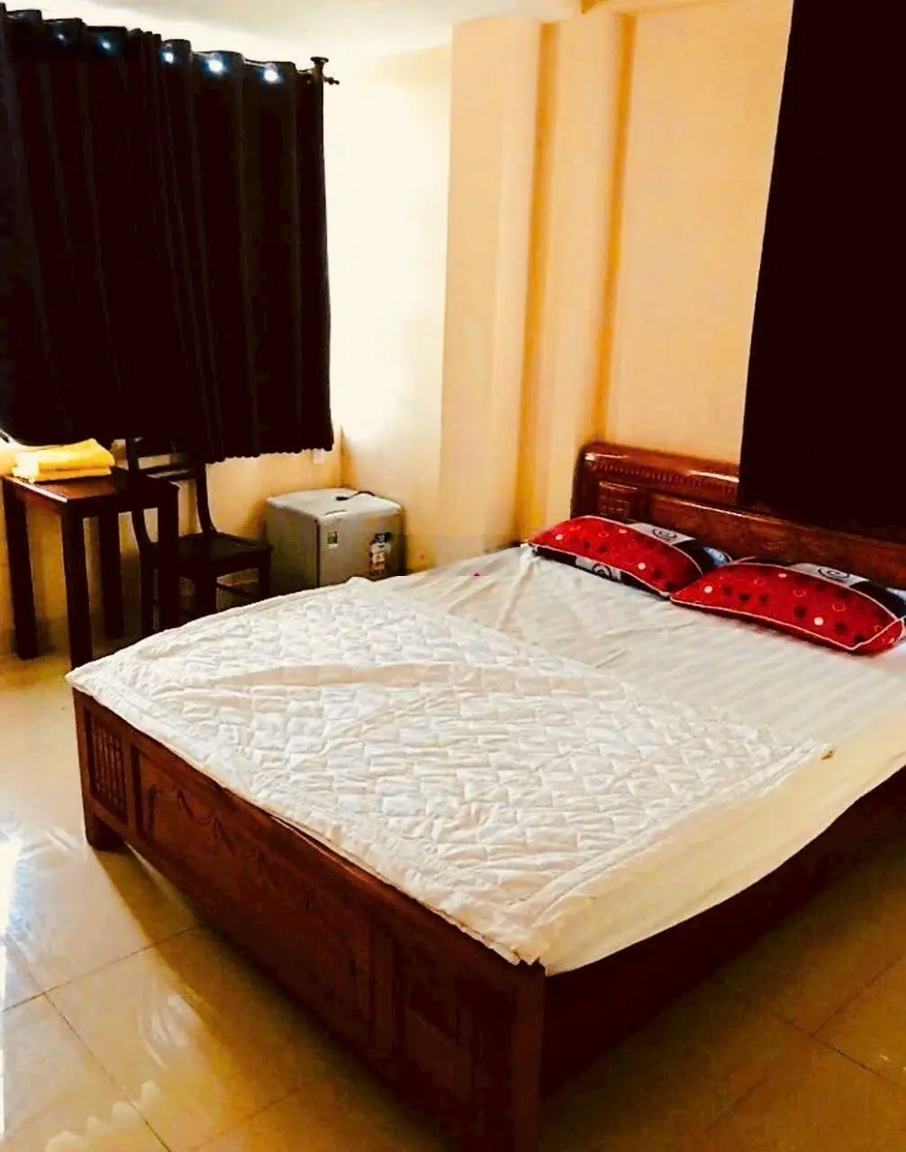 Bán khách sạn 6 tầng ngang 7m. Mặt tiền đường đang kinh doanh tốt, Phường Linh Trung, TP Thủ Đức