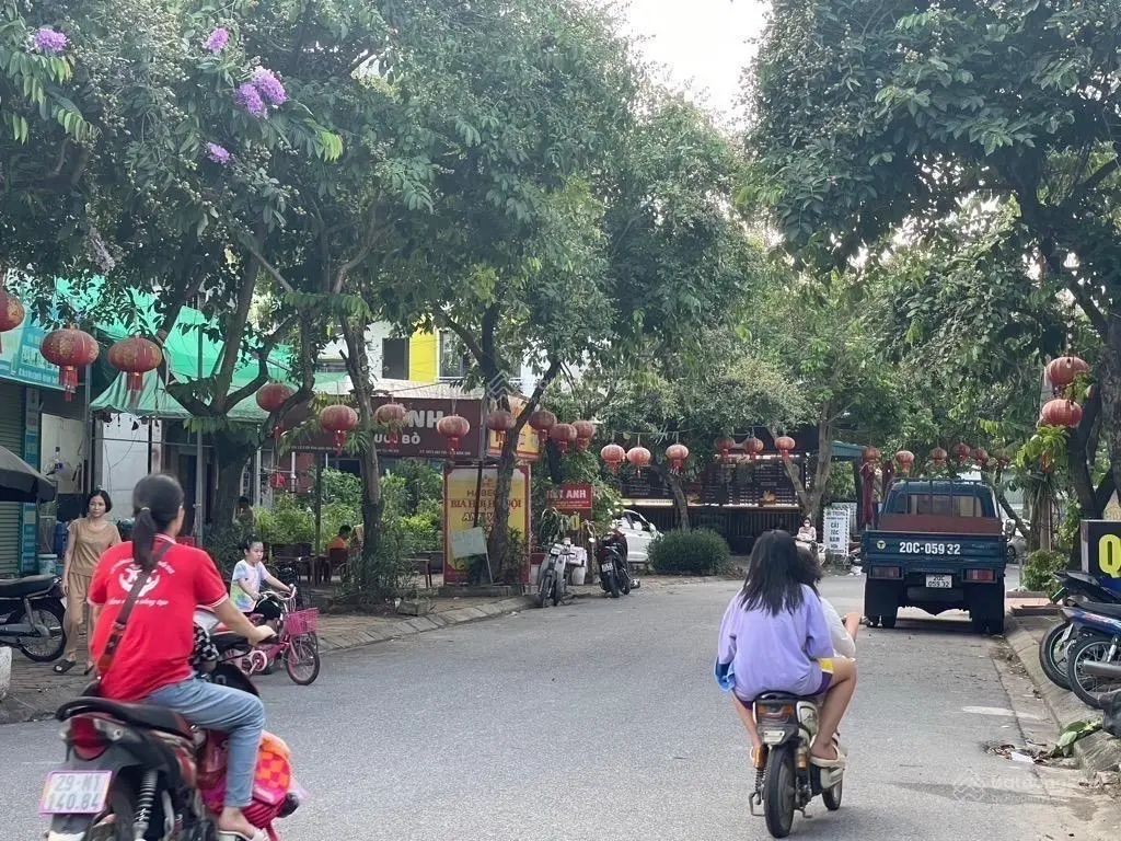 Bán nhà riêng tại vĩnh quỳnh - thanh trì với giá siêu hời chỉ 4,5 tỷ, 42m2*4 tầng.