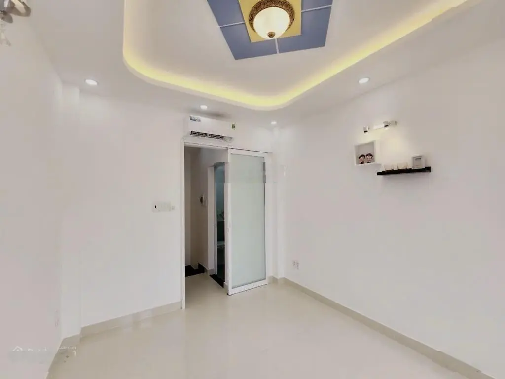 Hiếm! 5 tầng Bùi Đình Tuý - DTSD 61m2 - hẻm thẳng một trục - 3PN - hơn 4tỷ TL