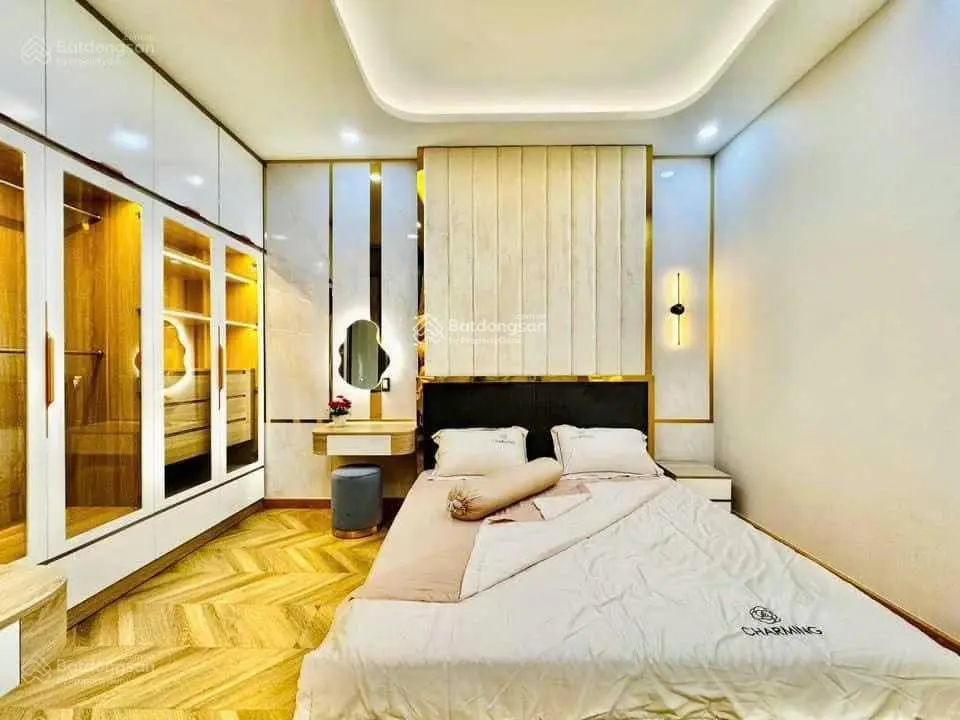 Cần bán nhà riêng 60m2 MT đường Trương Đình Hội, Quận 8, đang cho thuê 15 triệu/tháng, sổ sẵn