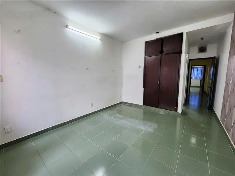 HIẾM! Đường 12m có vỉa hè Chu Văn An, ngang 4m, 72m2, 5 tầng, cho thuê 40tr/tháng