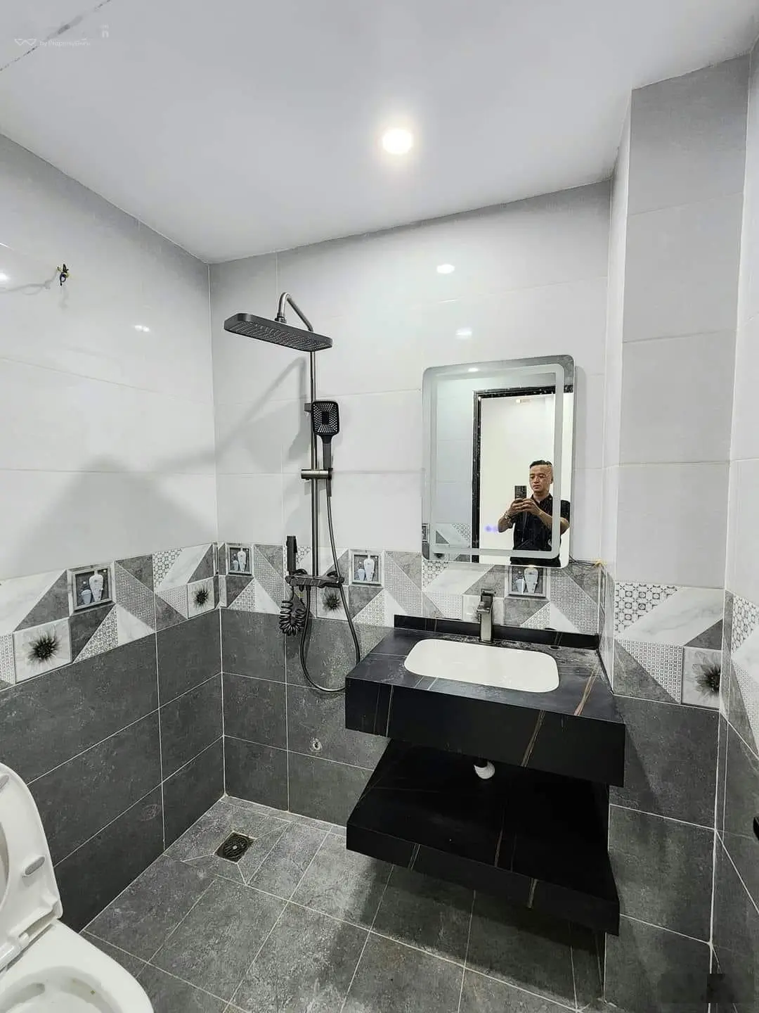 Bán nhà phân lô, ô tô đỗ cửa 50m2*4T giá 10.8 tỷ Vương Thừa Vũ, Thanh Xuân