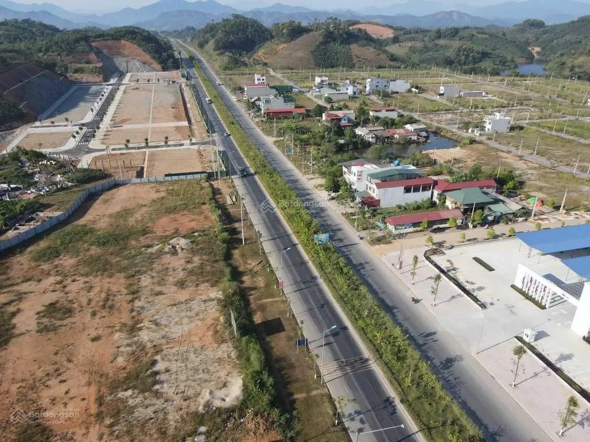 Cần bán gấp lô đất TNR Yên Bái giá rẻ, LH: 0906 211 ***
