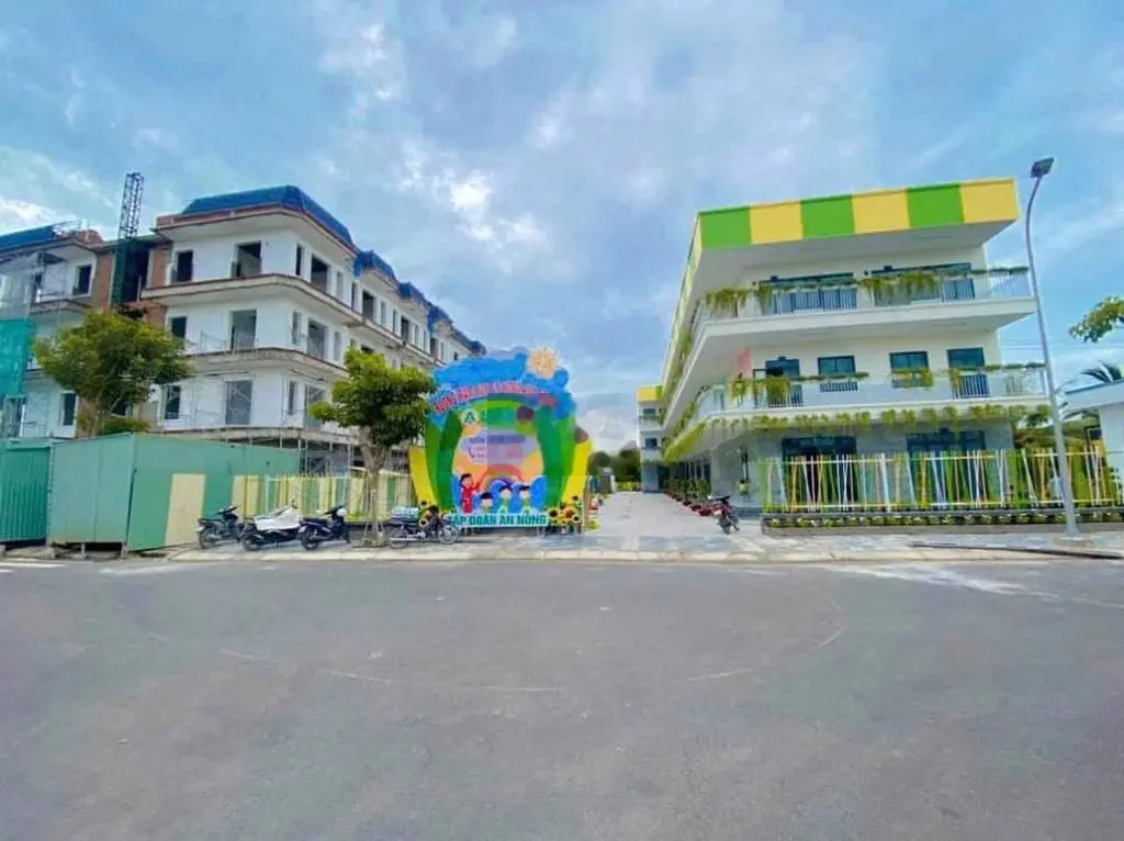 MUA MỘT LÔ ĐẤT TẶNG 1 CĂN HỘ