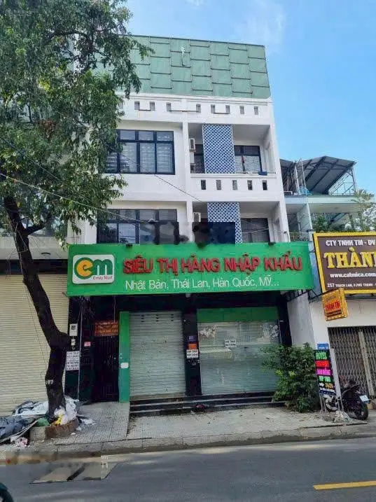 Siêu phẩm! Mặt tiền Phan Đăng Lưu, DT: 9,2 x 22m, 5 tầng, cho thuê showroom ổn định, bán gấp 28 tỷ