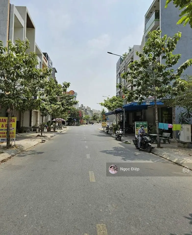 Cần bán gấp lô đất MT đường Trương Vĩnh Ký, Mỹ Thạnh An, Bến Tre, 120m2/450tr SHR, LH: 0898 537 ***