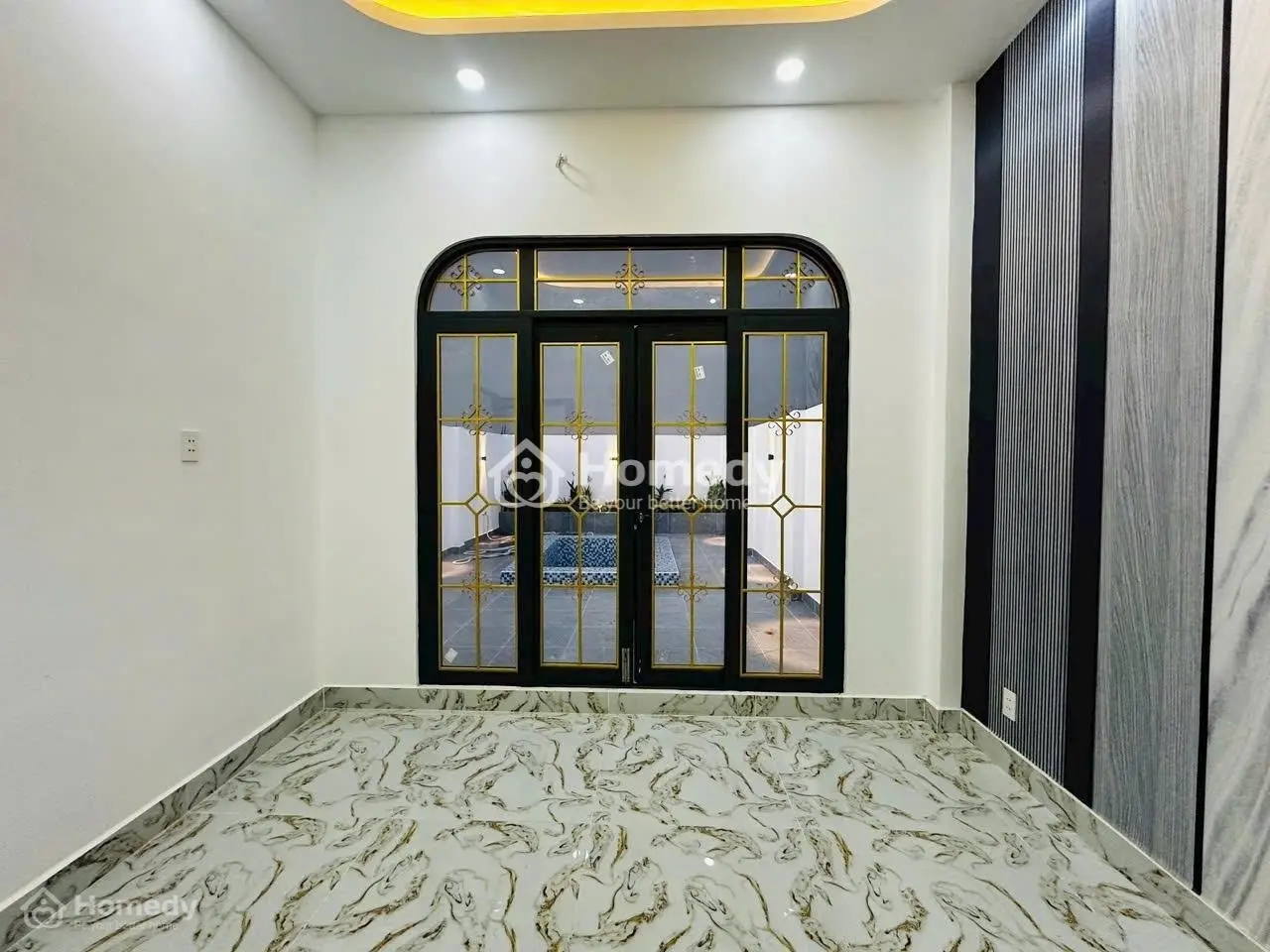 chủ cần bán gấp căn nhà mặt tiền kinh doanh ngay trung tâm