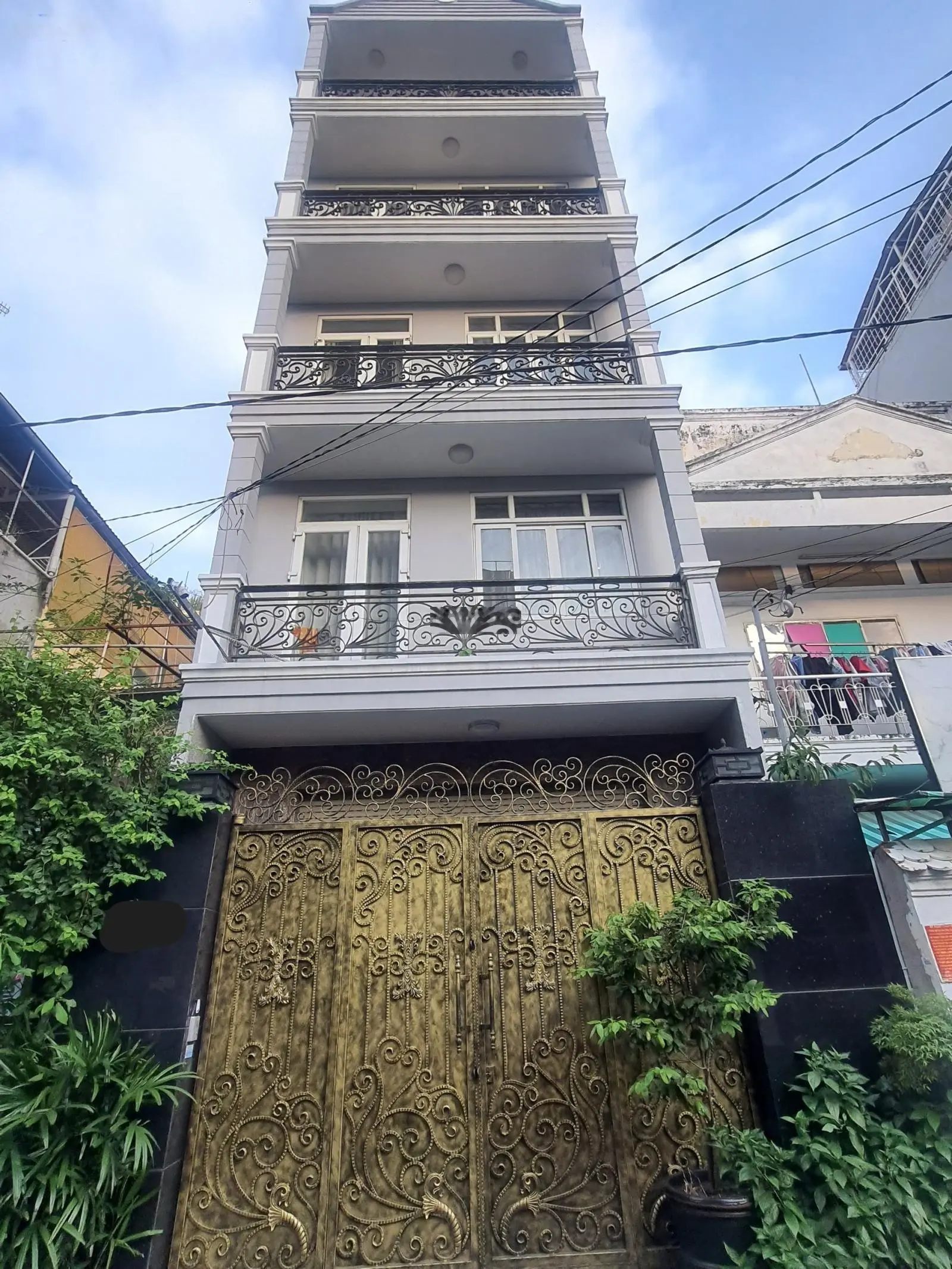 4x29m, 5 tầng, HĐ thuê 90tr, nhà mặt tiền đường nhánh Hai Bà Trưng, gần chợ Tân Định, giá 30 tỷ