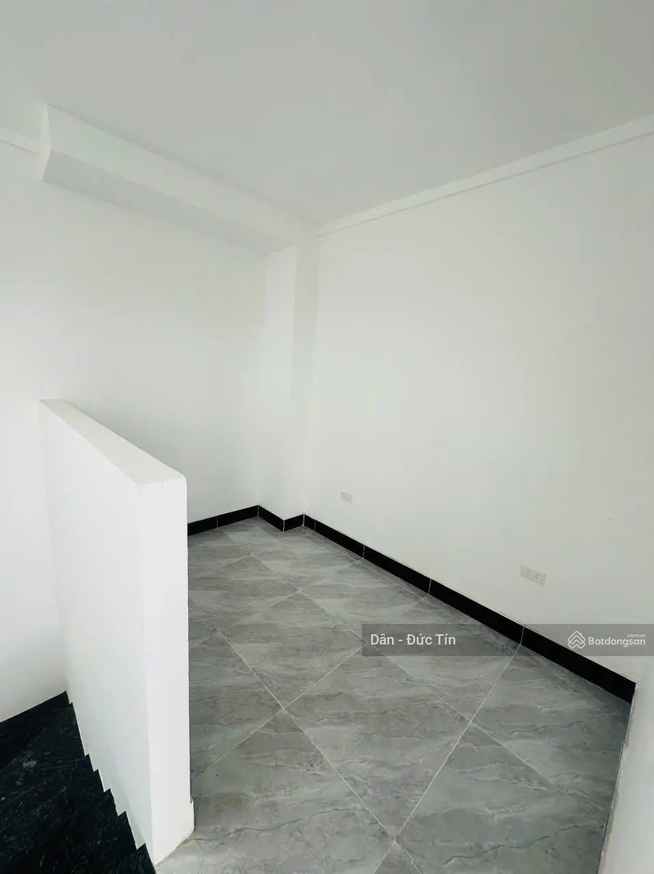 Bán Nhà 5 tầng mới kính cong tại La Phù, Chỉ cần xách va li về ở