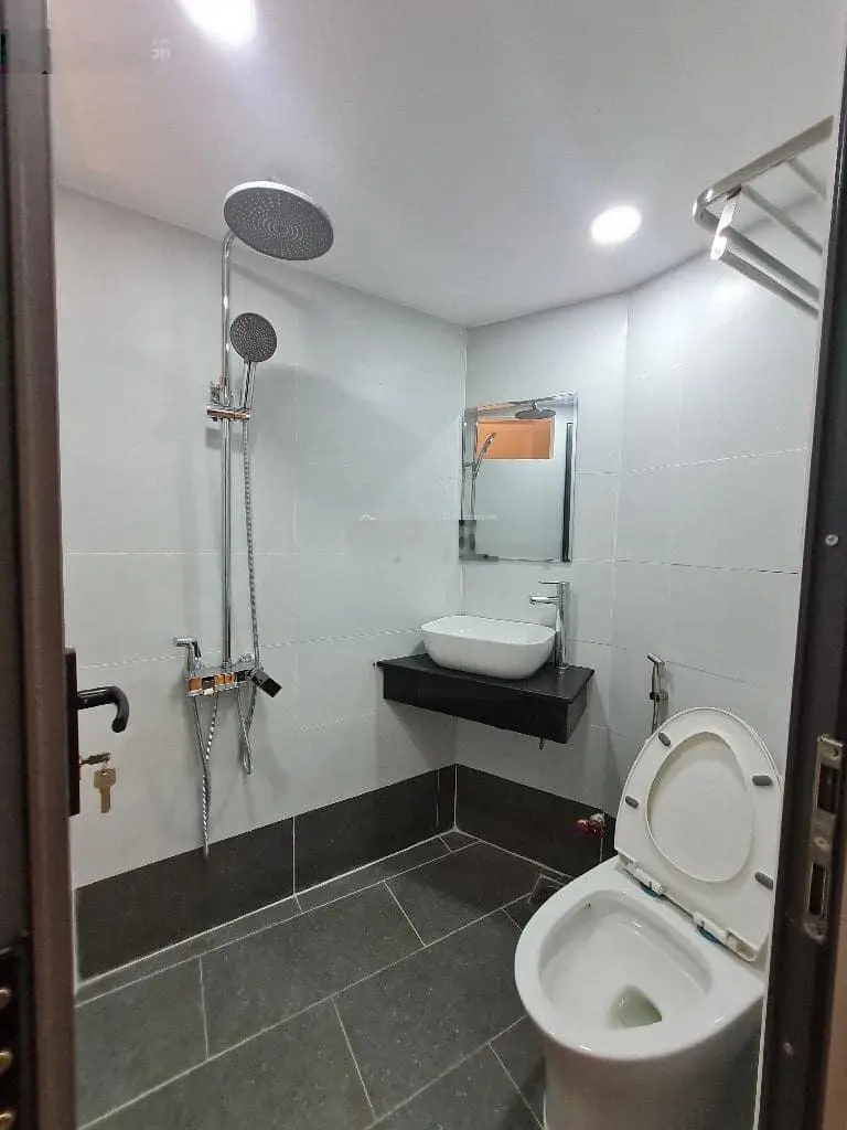 Bán nhà chính chủ tại hẻm 146 Vũ Tùng P2 Bình Thạnh - DT: 44m2 - Giá 2 Tỷ 390. Sổ riêng, HĐT 13tr/t