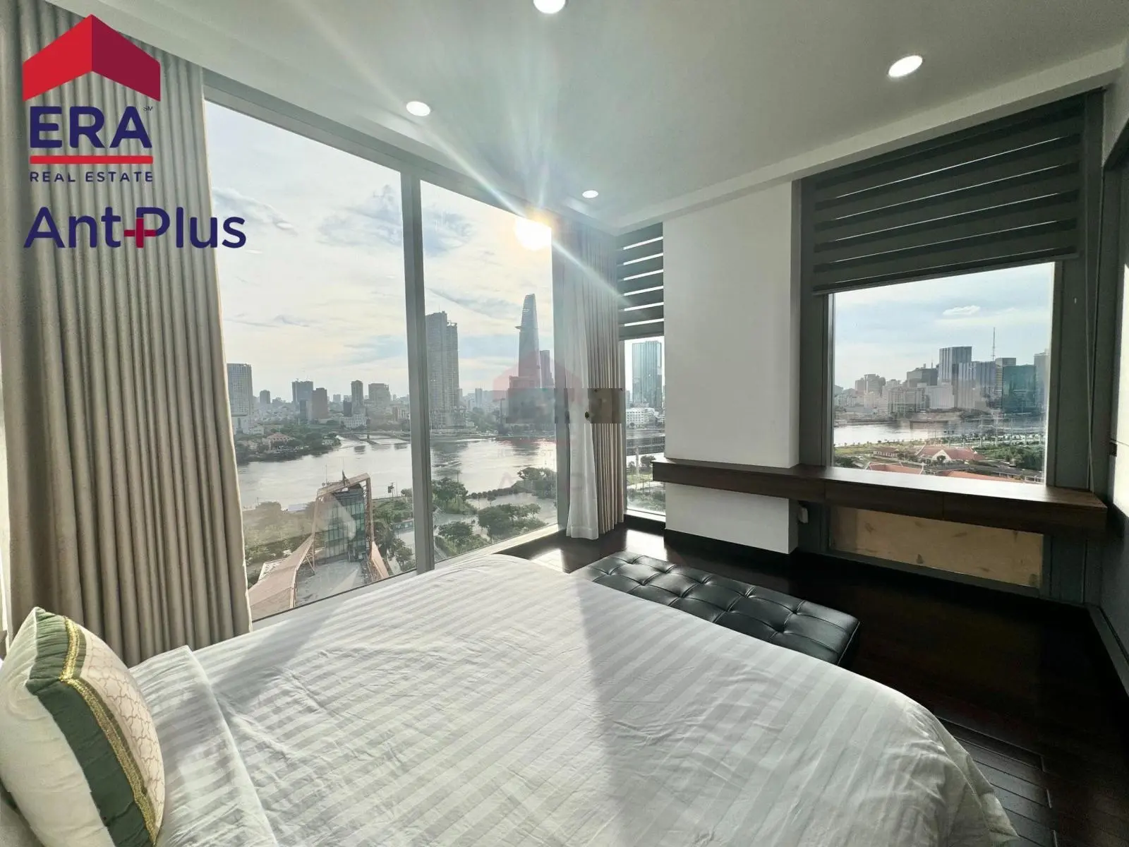 Giá bán tốt nhất căn 2PN - Empire City, Quận 2 +view sông+pháo hoa ôm trọn SG hoa lệ. Xem nhà ngay