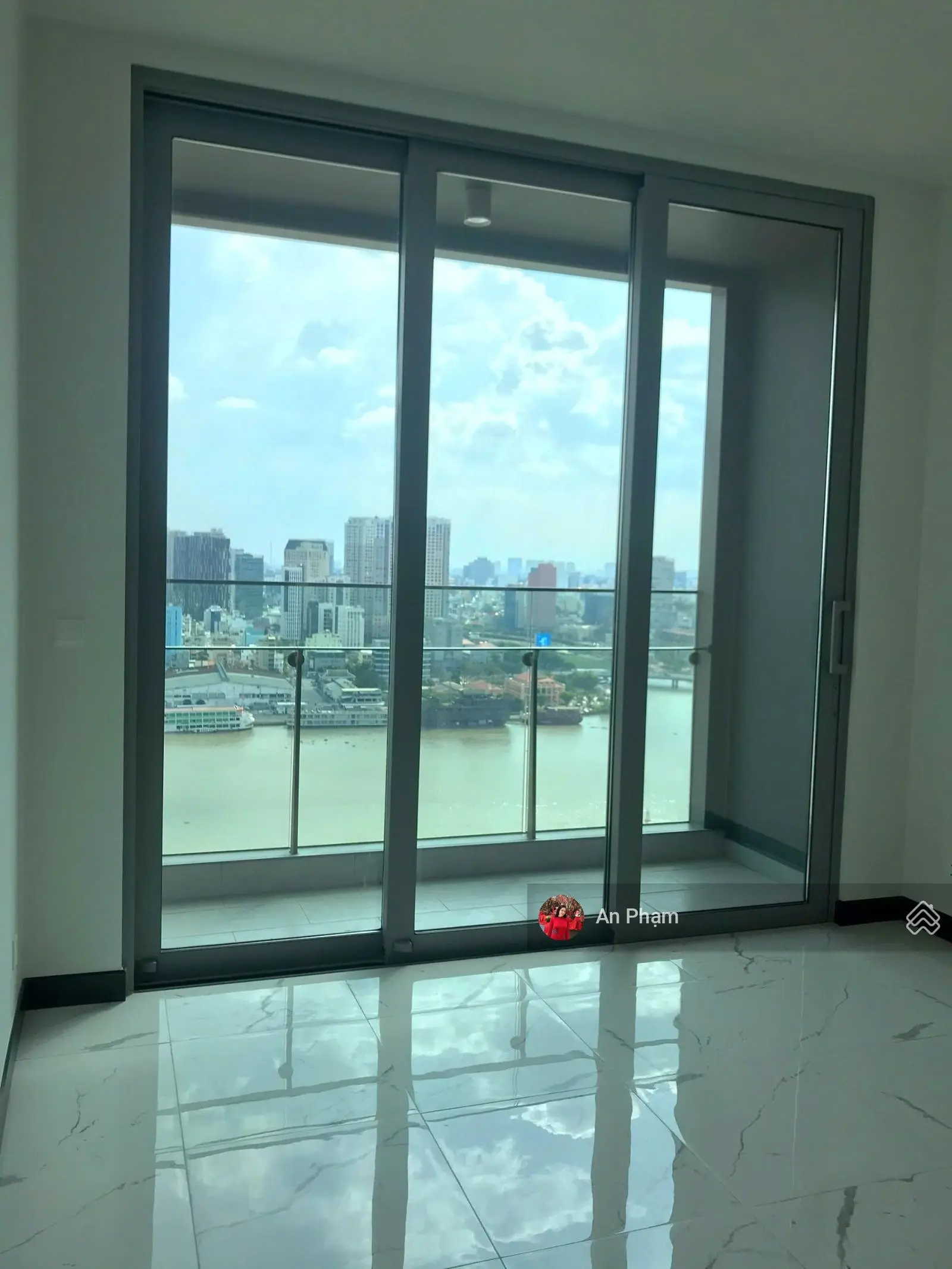Bán Empire City 2PN view hoa hậu tầng cao hàng hiếm. View Bitexco, quận 1