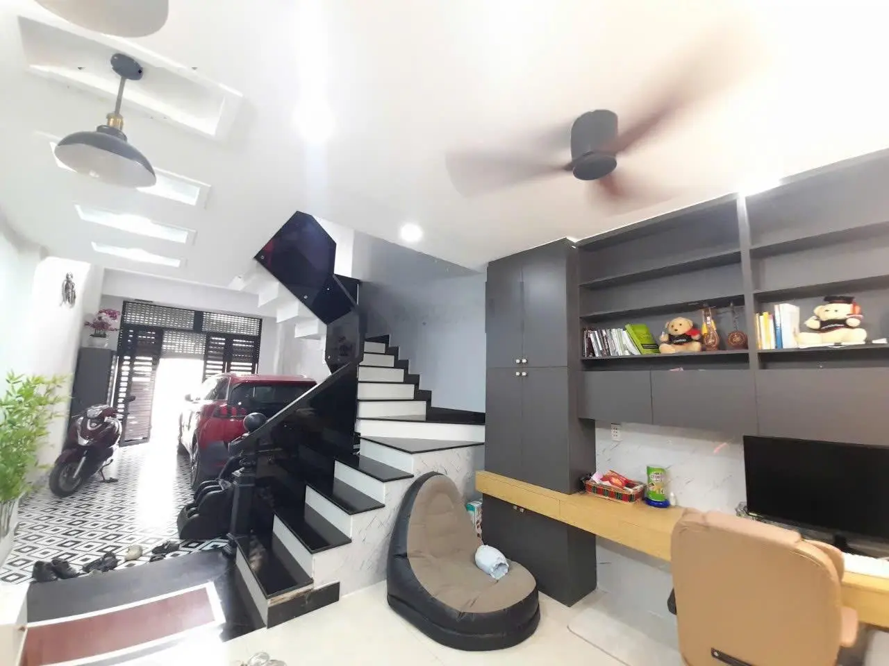 Bán nhà Quận 12 Thạnh Xuân giáp Gò Vấp 4 tầng
