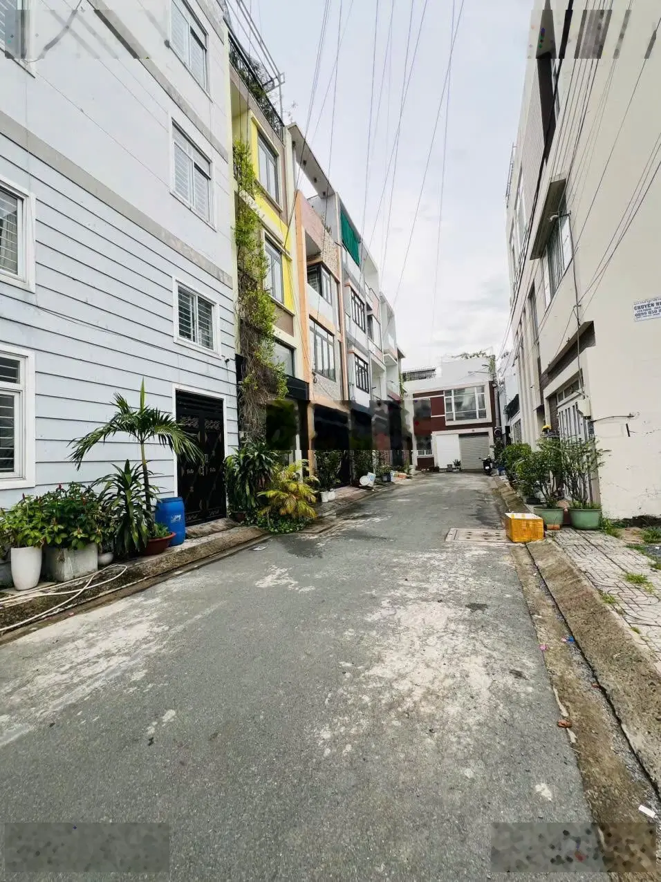 Nhà 3 tầng sau nhà hàng Hương Biển Hoàng Diệu 2 - ô tô ra vào thoải mái 6,5tỷ - khu phân lô đồng bộ