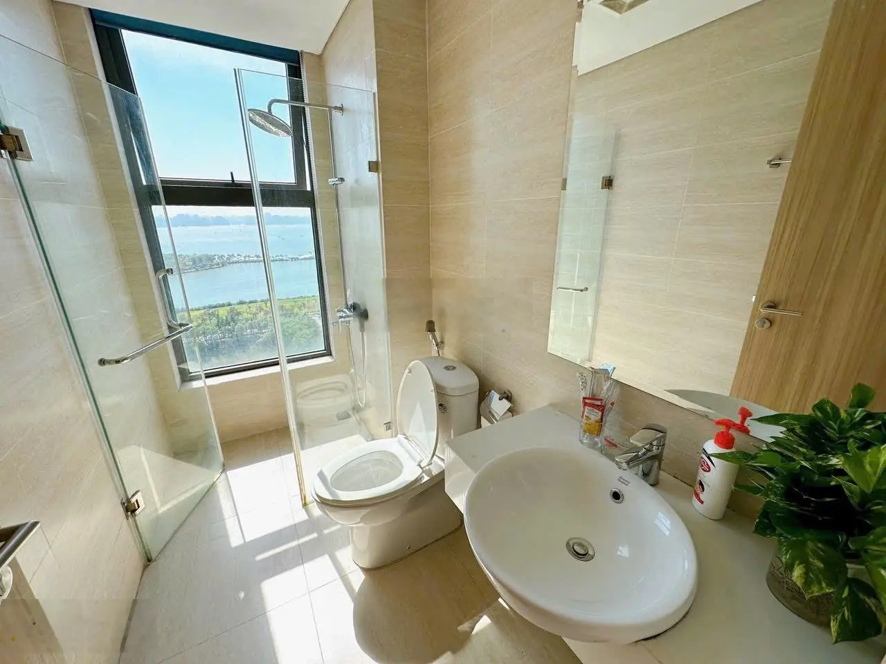 Bán căn hộ chung cư Green Bay (Bim 30tầng) Tại Trung Tâm Du Lịch Bãi Cháy Hạ Long