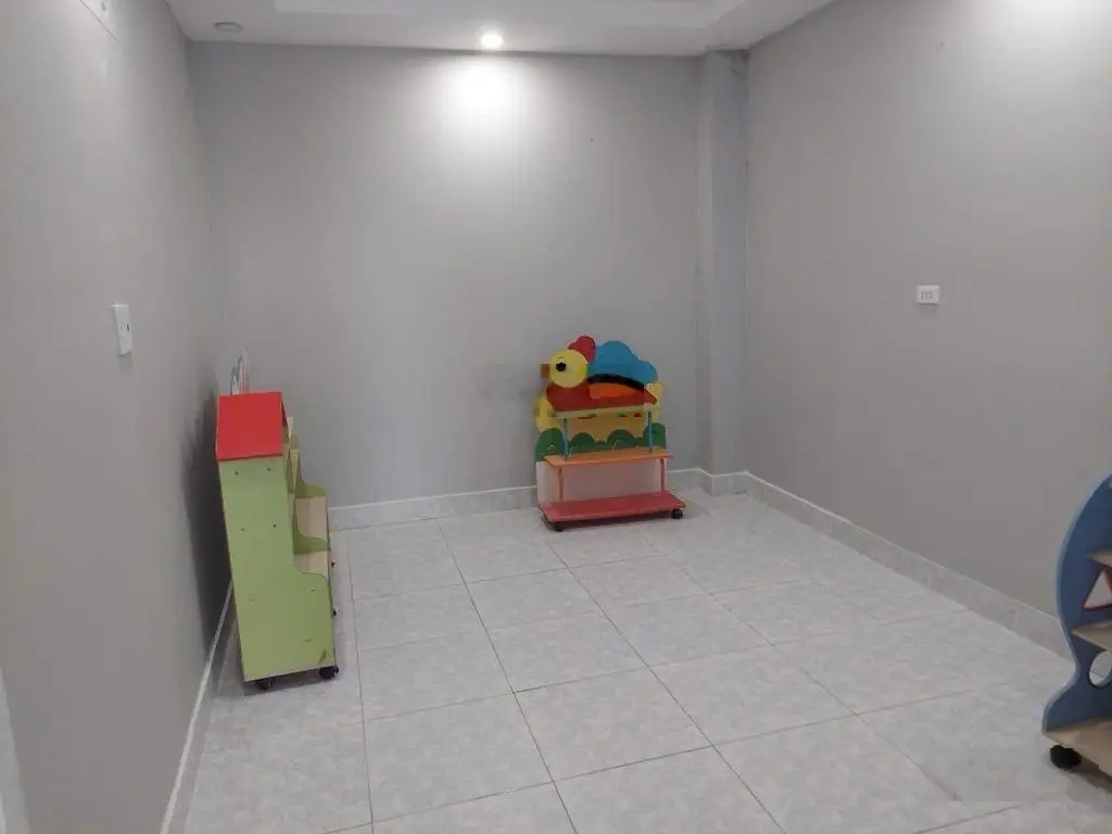 Bán gấp NP 50m2 ở Nguyễn Văn Luông, Quận 6, 8,6 tỷ, 5PN, 5WC