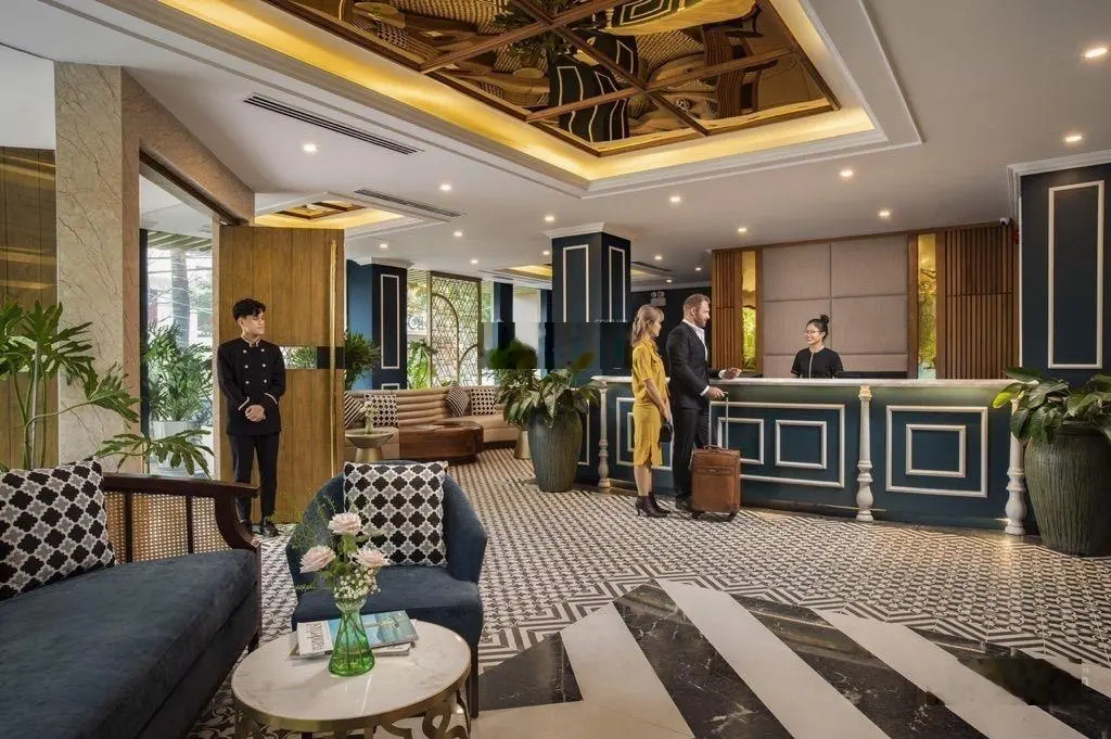 Khách sạn 4 sao Đà Nẵng, lô góc Ngô Thì Sỹ và Trần Bạch Đằng, diện tích 243m2, mặt tiền 18.5m