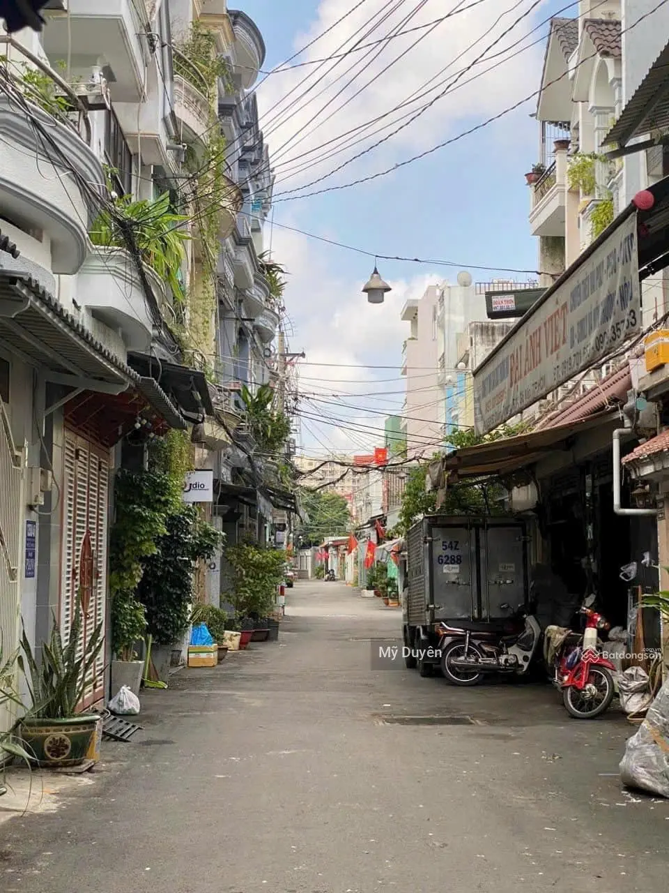 Cần bán nhà riêng giá 2,768 tỷ cách Vòng Xoay An Lạc, Bình Tân 15ph đi xe, sổ sẵn,đang cho thuê