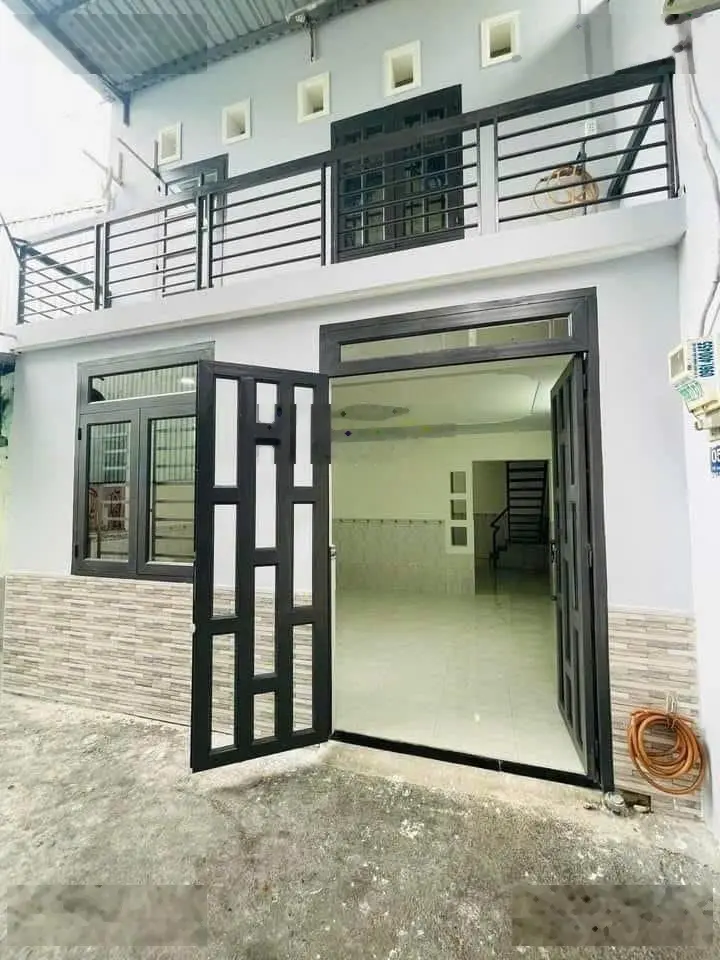 Bán Đất Tặng Nhà ,giá 3,8x tỷ.Vị trí Tổ 12 Yên Lộ - Hà Đông .Diện tích 34m2