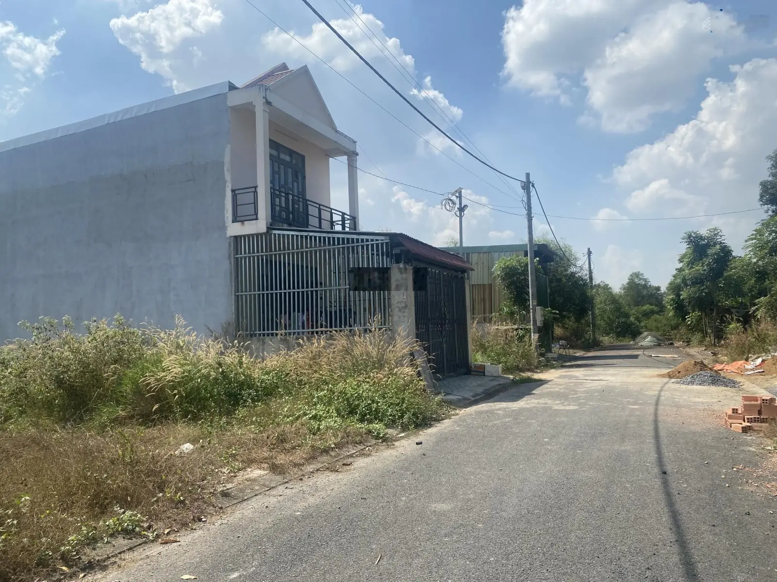 Chính chủ bán lỗ lô đất Hố Nai 3 sau lưng nhà thờ Ngũ Phúc