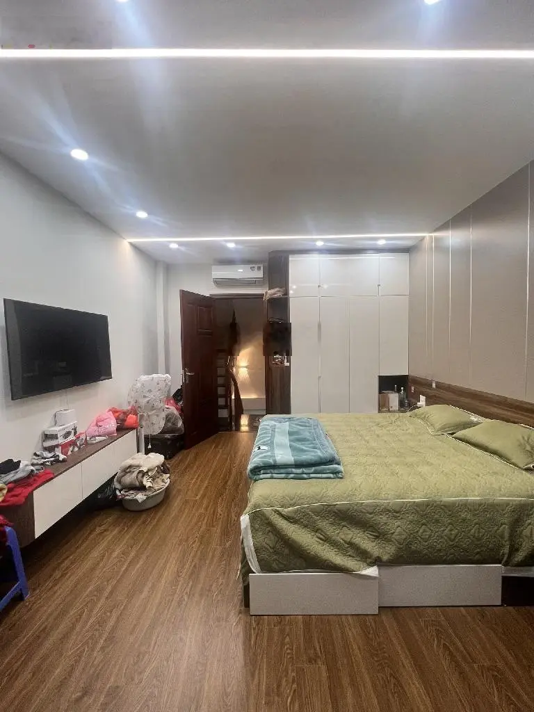 Chính chủ cần bán nhà Định Công Hoàng Mai 41m2 6 tầng MT 4,2m oto giá 5,5 tỷ
