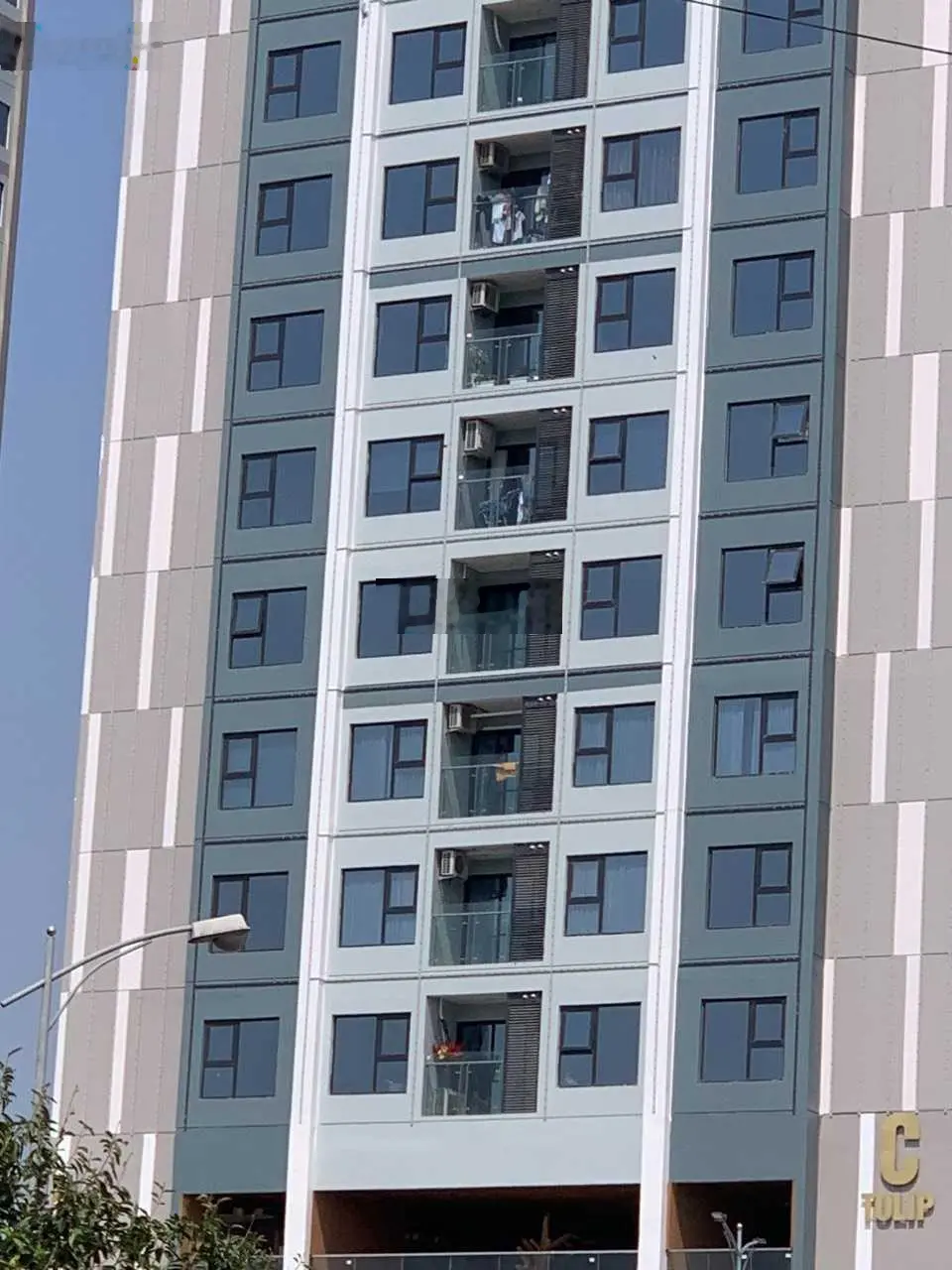 Chính chủ bán căn 7.19 vị trí hot, view mặt đường 10m, chung cư cao cấp Hoàng Huy Lê Chân Hải Phòng