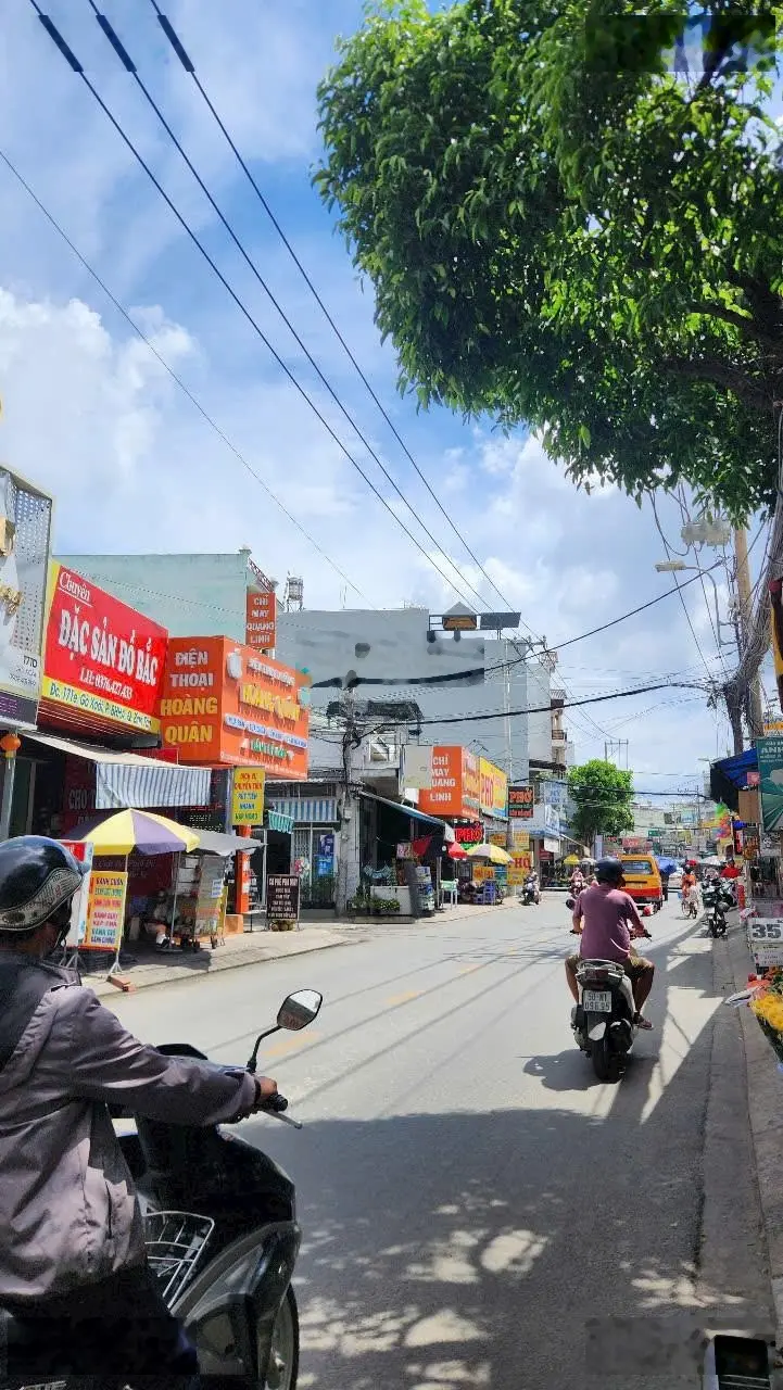 Bán nhà đường Gò Xoài - HXH - 68m ( 4 x 17 ) Vuông 4 Tầng 5PN Tặng Full nội thất như hình
