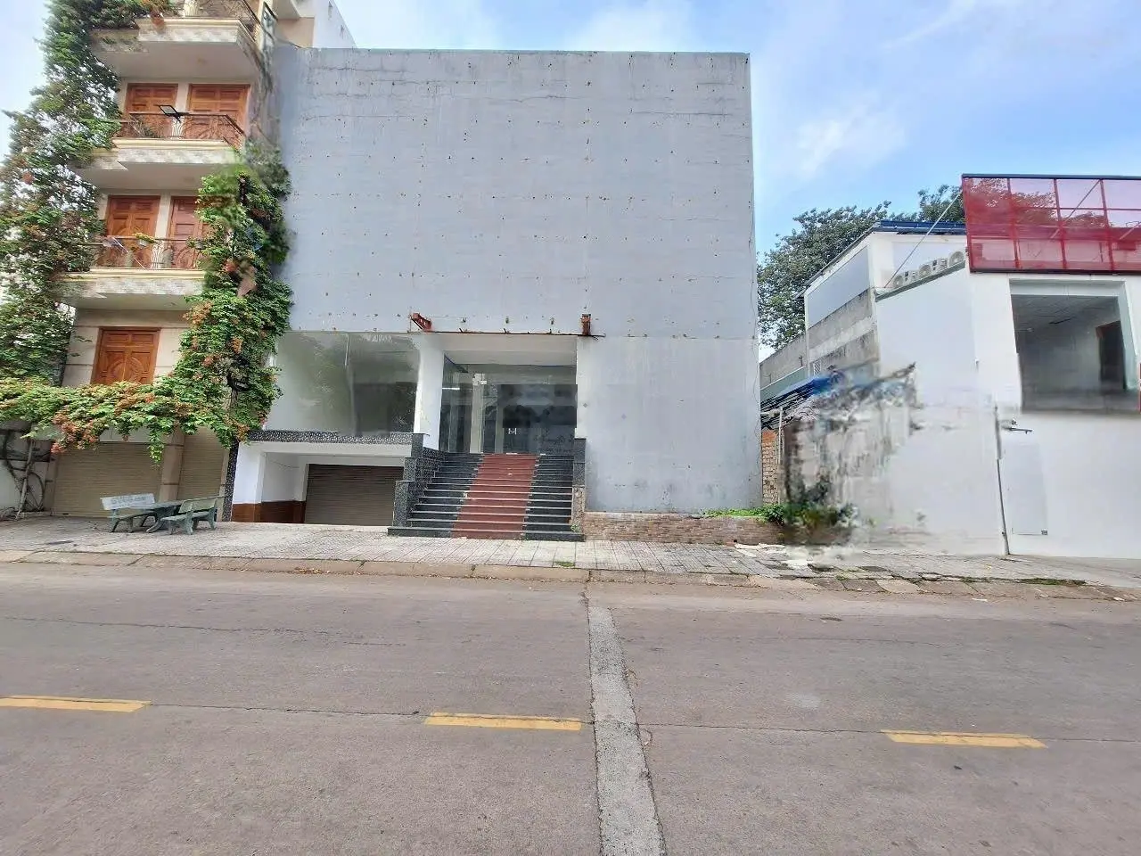 Văn phòng trụ sở công ty mặt tiền kinh doanh trung tâm hành chính Tp Dĩ An