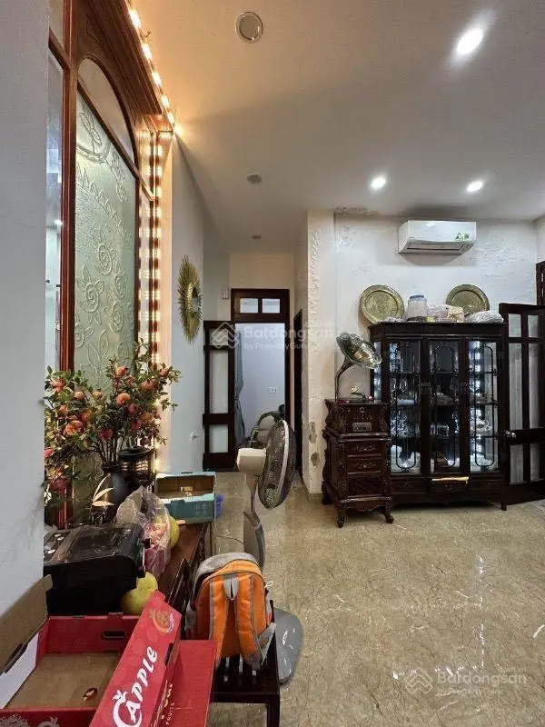 Bán bất chấp! Phùng Chí Kiên, 2 ô tô tránh, vỉa hè, 20m ra phố, 2 thoáng, KD văn phòng, 82m2*5T