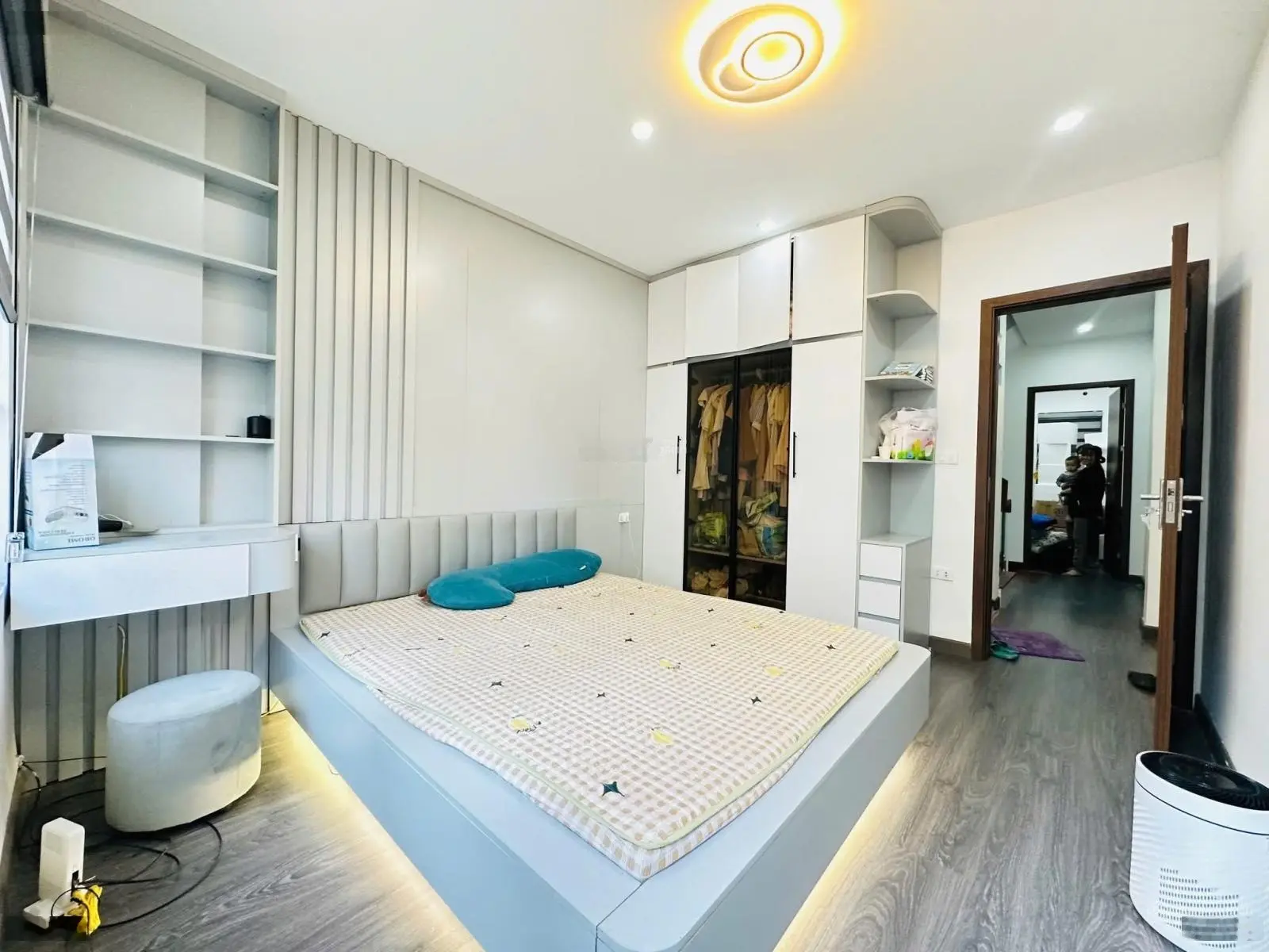 Nhà đẹp 5 ngủ - gần phố cách ô tô 20m DT 38m2 - 5 tầng chỉ 7.2 tỷ