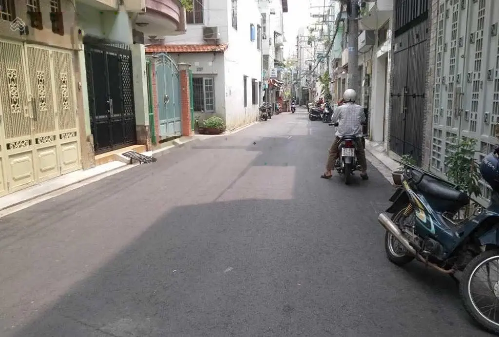 Cơ hội sở hữu nhanh lô đất Thủ Đức 5x18=90m2 Đường Số 8 gần cầu Vượt Linh Xuân, sổ sẵn