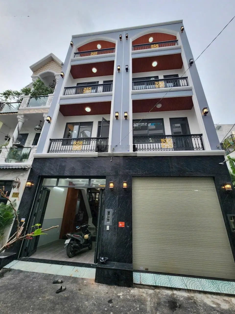 Bán nhà phố - đường Đào Tông Nguyên - Thị Trấn Nhà Bè