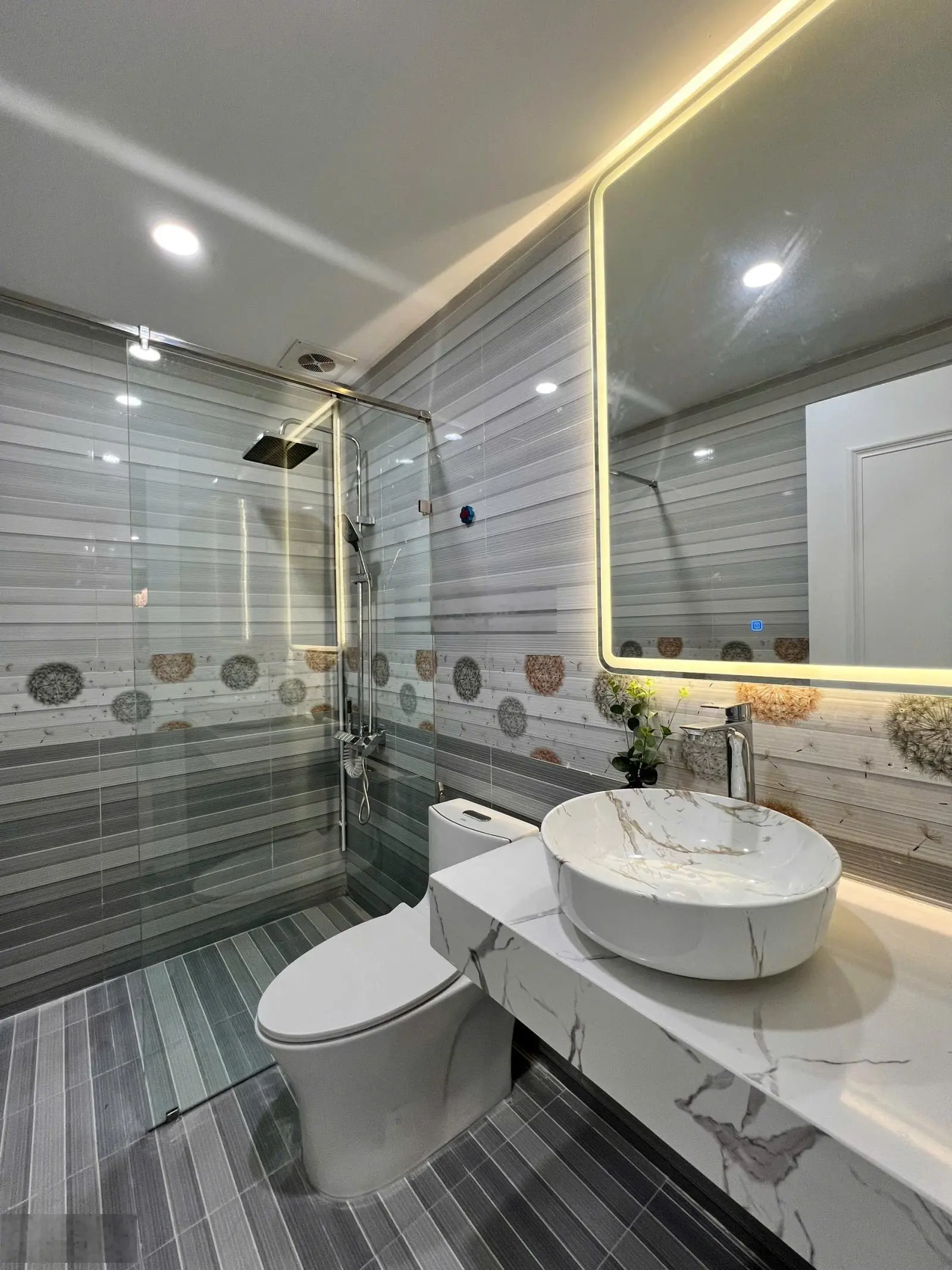 Căn hộ chung cư 3 phòng ngủ tại Sudico Mỹ Đình, Hà Nội với full nội thất mới, view thoáng, giá rẻ