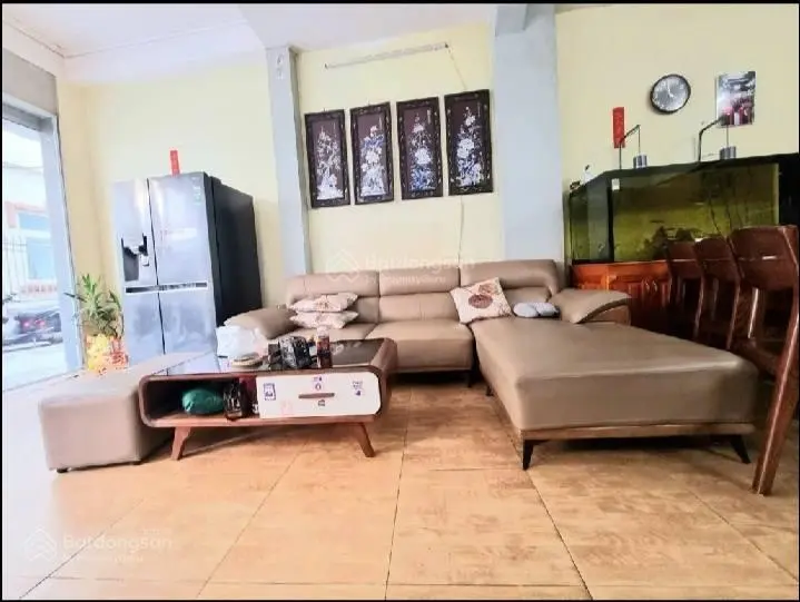 BÁN NHÀ nở hậu Mễ Trì, đường rộng thênh thang, ôtô tải tránh nhau. 50m, 5 tầng, MT: 5,3m. Hơn 11tỷ
