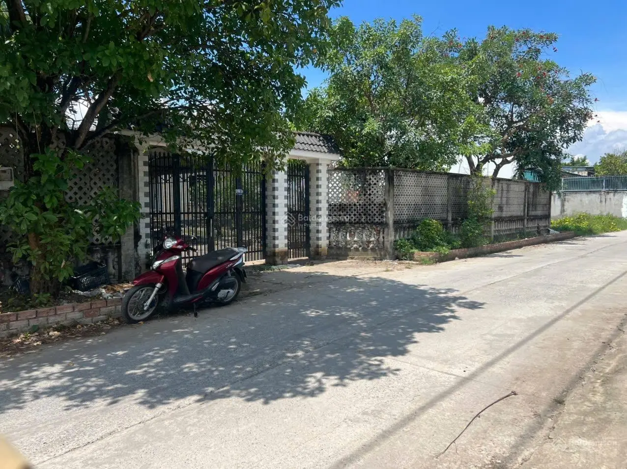 Bán biệt thự vườn, DT 1169,3m2, thuộc phường Long Trường Q9
