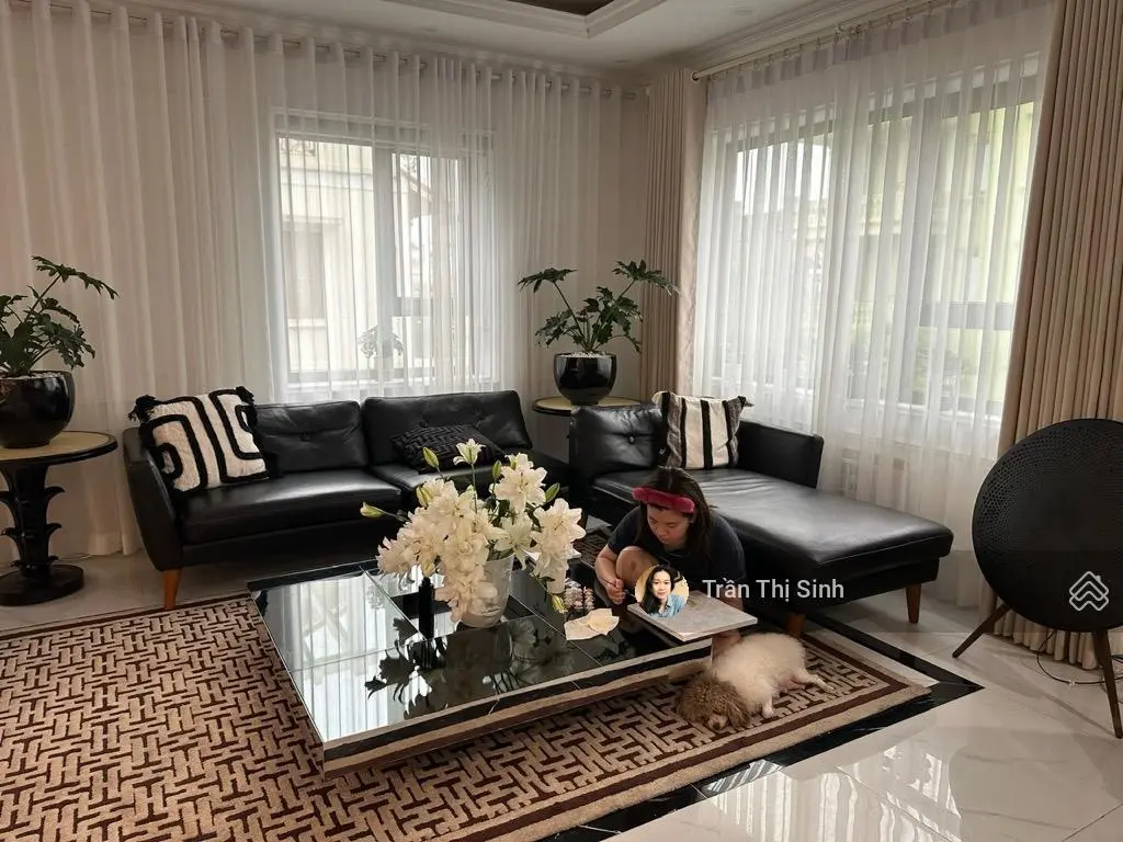 BIỆT THỰ ĐÔ THỊ SÀI ĐỒNG PHỐ HUỲNH VĂN NGHỆ DIỆN TÍCH 220m2 MT RỘNG, NHÀ HOÀN THIỆN ĐẸP GIÁ TỐT
