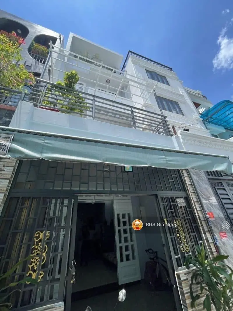 Nhà DT khủng 65m2 (5x13)m, gần chợ Bà Chiểu, trục hẻm Nguyễn Văn Đậu, Phường 11, Bình Thạnh