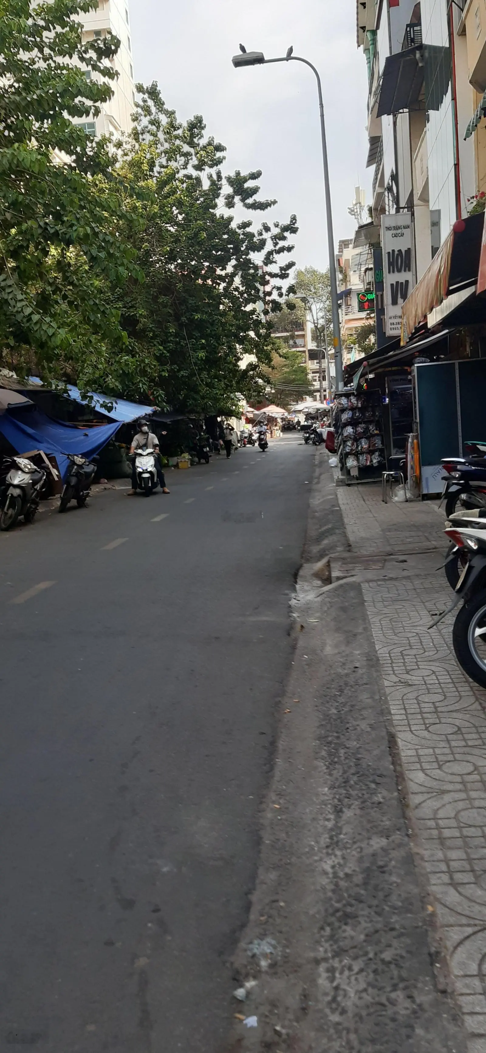 Nhà bán gấp giá rẻ, MT Q5, đường Yết Kiêu, (4x8), 3 tầng, giá 8,5 tỷ