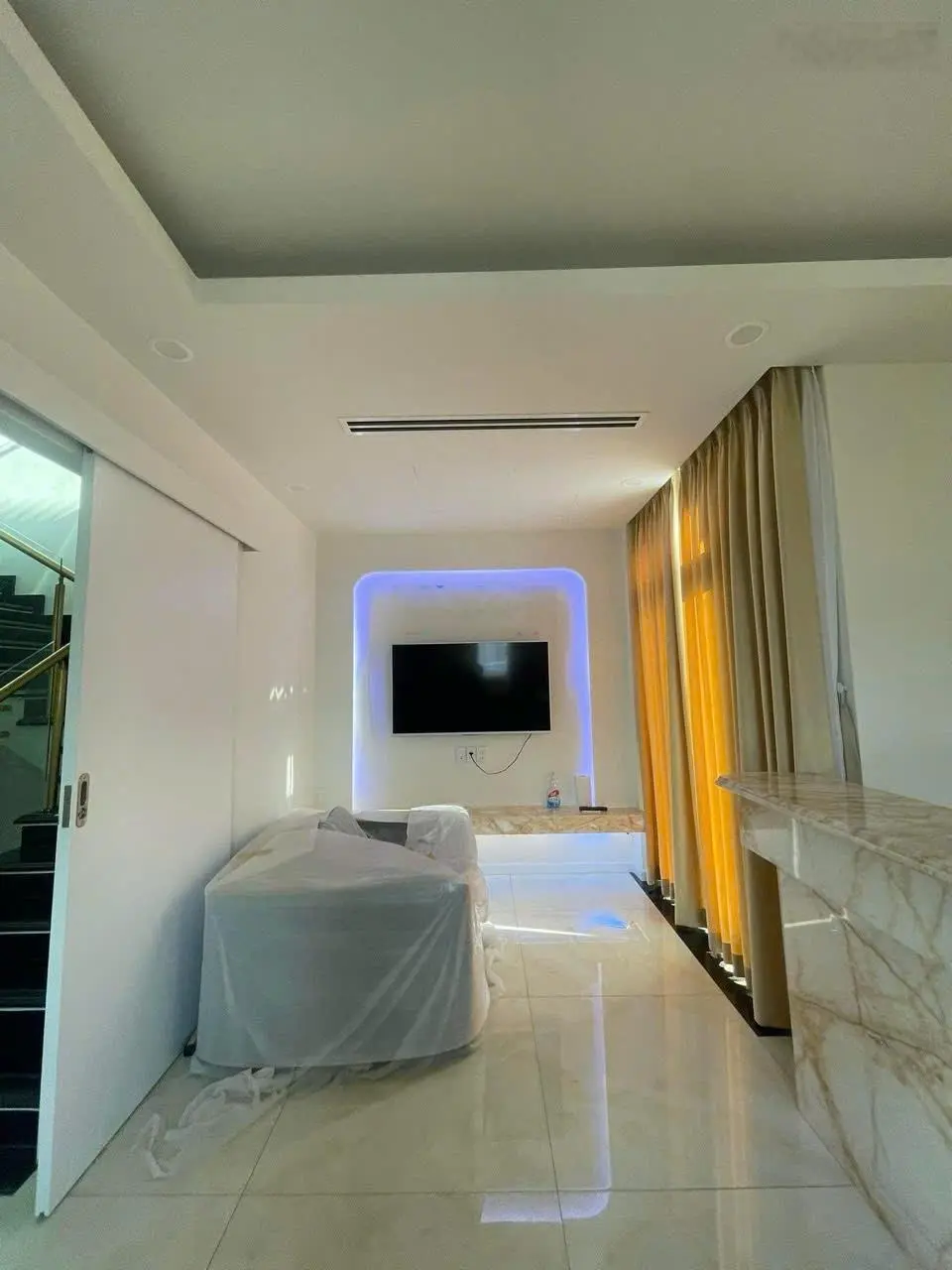 Biệt thự mới KDC Verosa Park Khang Điền, 4 tầng, 152m2, mặt tiền 8m - thiết kế hiện đại cao cấp