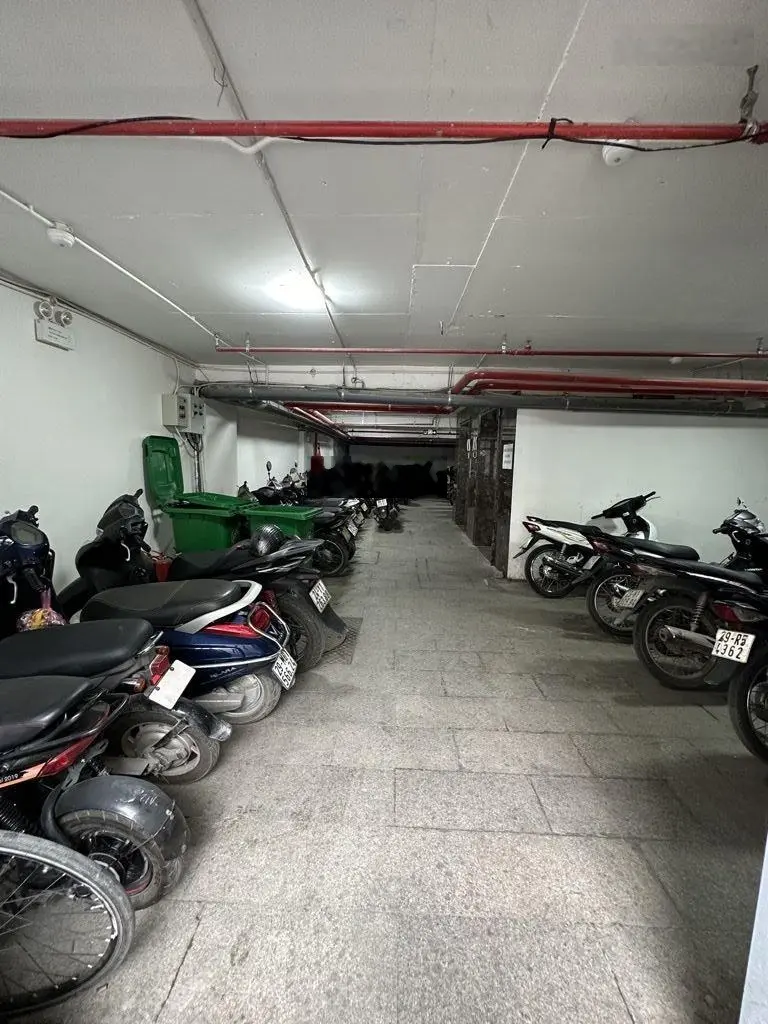 Bán toà văn phòng - vip 1 hầm 9 tầng - KD khủng - 02 thang máy - MP Minh Khai 230m2 MT 9m chỉ 80 tỷ
