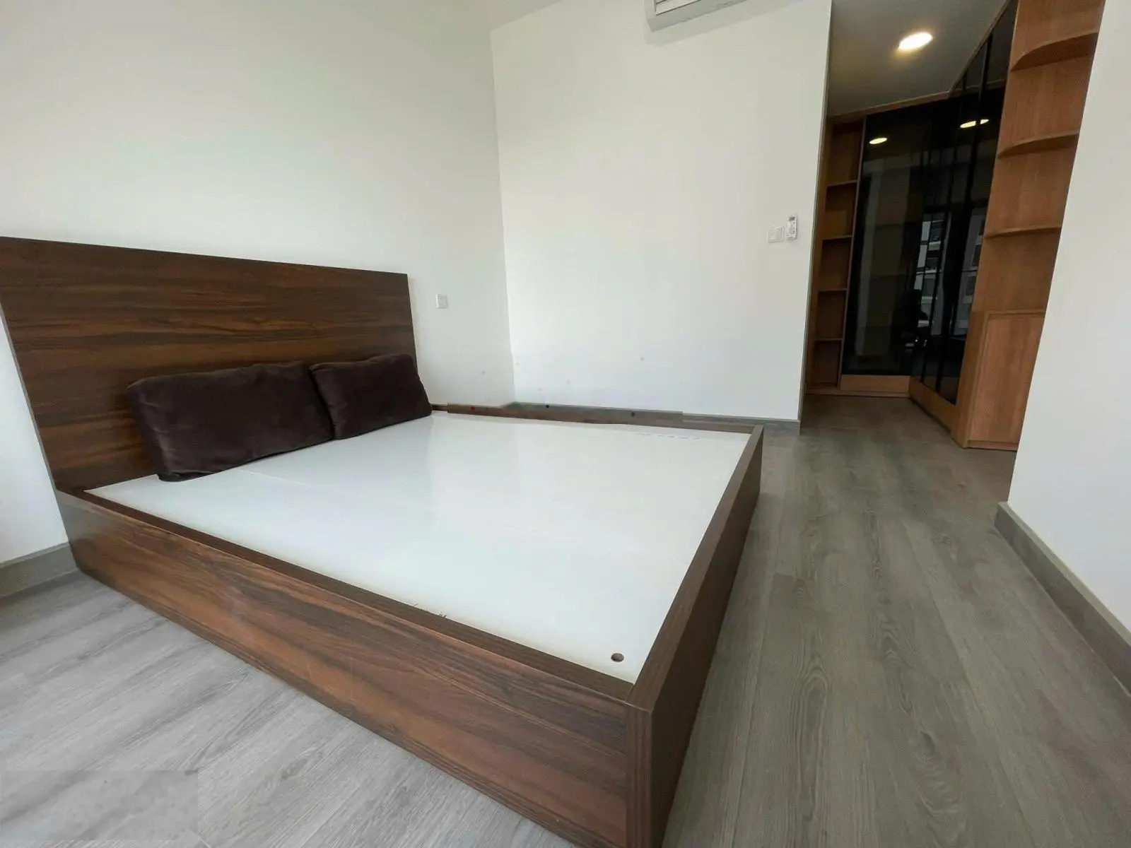 Bán Diamond 3PN - 116m2 giá 7 tỷ bao hết thuế phí