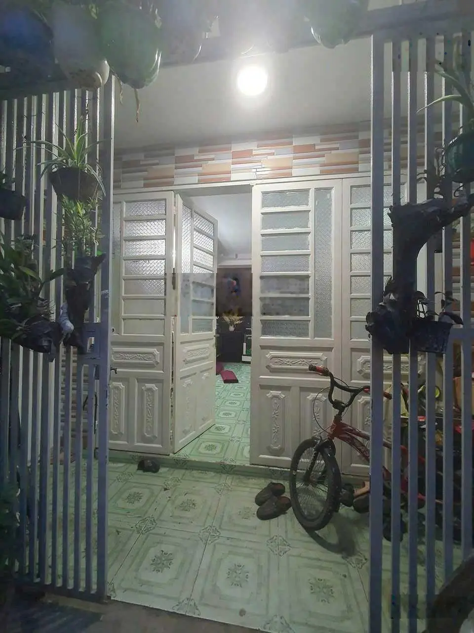 Cần bán gấp nhà đg số 5 linh trung thủ Đức